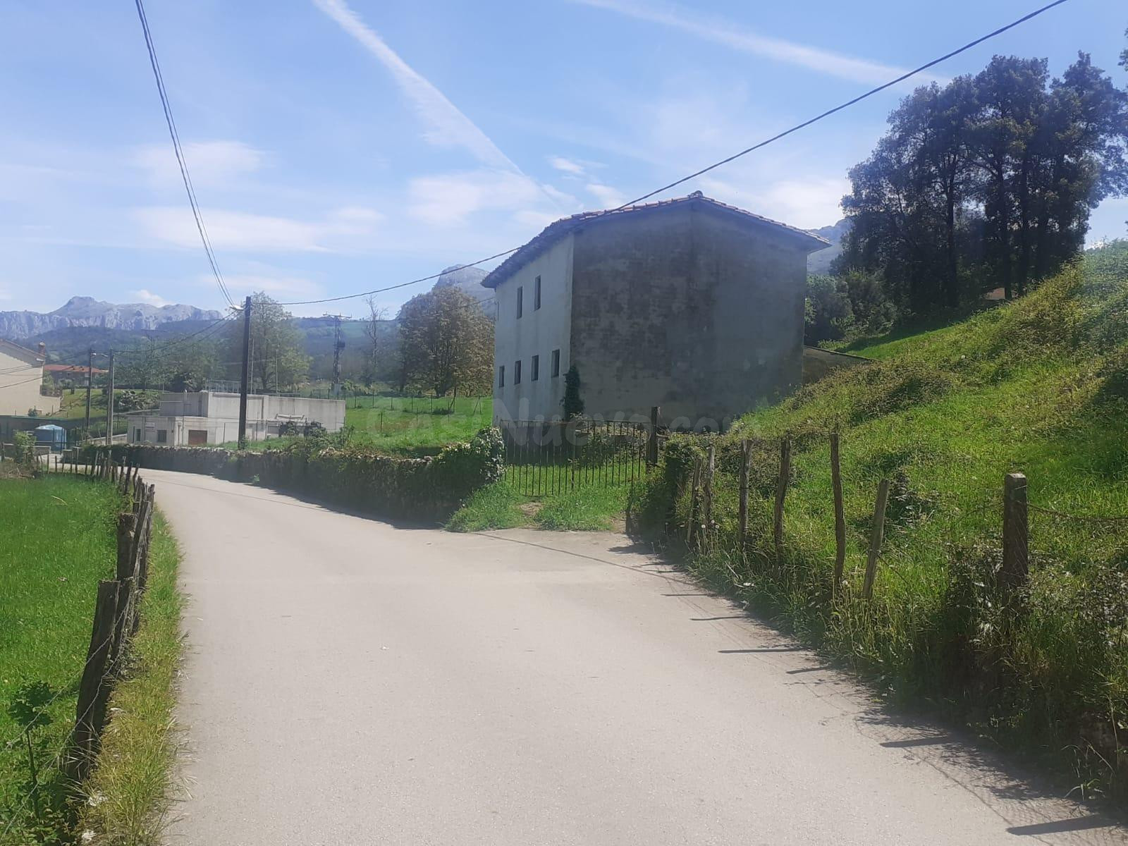 SE VENDE TERRENO CON EDIFICIO EN RAMALES D ELA VICTORIA (CAN - foto 5