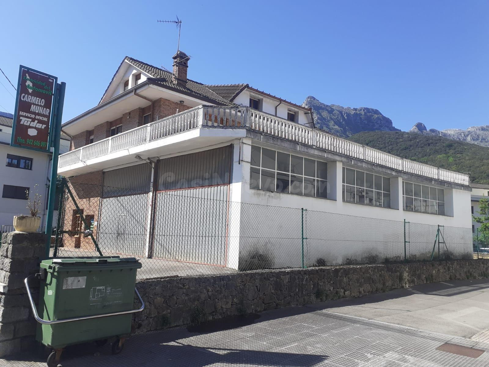 SE ALQUILA LOCAL COMERCIAL EN RAMALES DE LA VICTORIA (CANTAB - foto 3