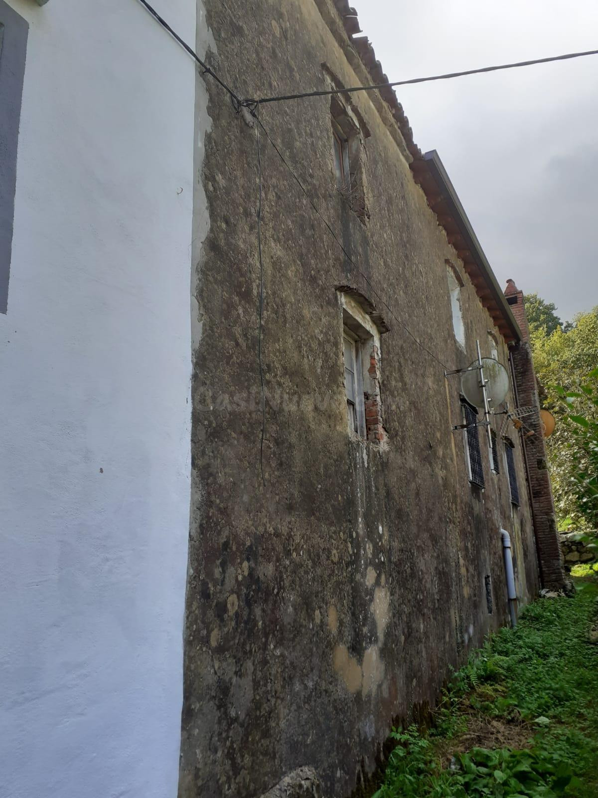 SE VENDE CASA DE PIEDRA DE TRES PLANTAS EN BUSTABLADO - ARRE - foto 5