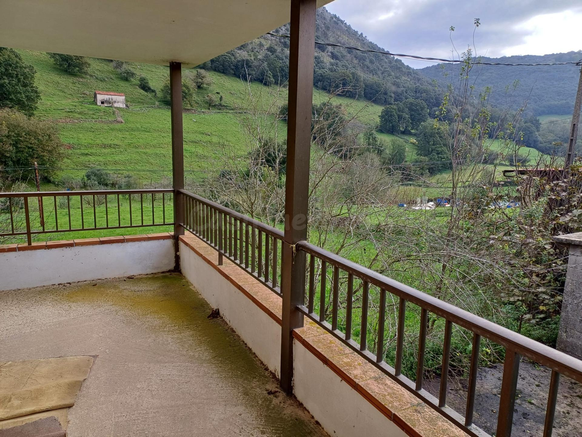 CASA PAREADA CON TERRENO EN MATIENZO (CANTABRIA) - foto 5