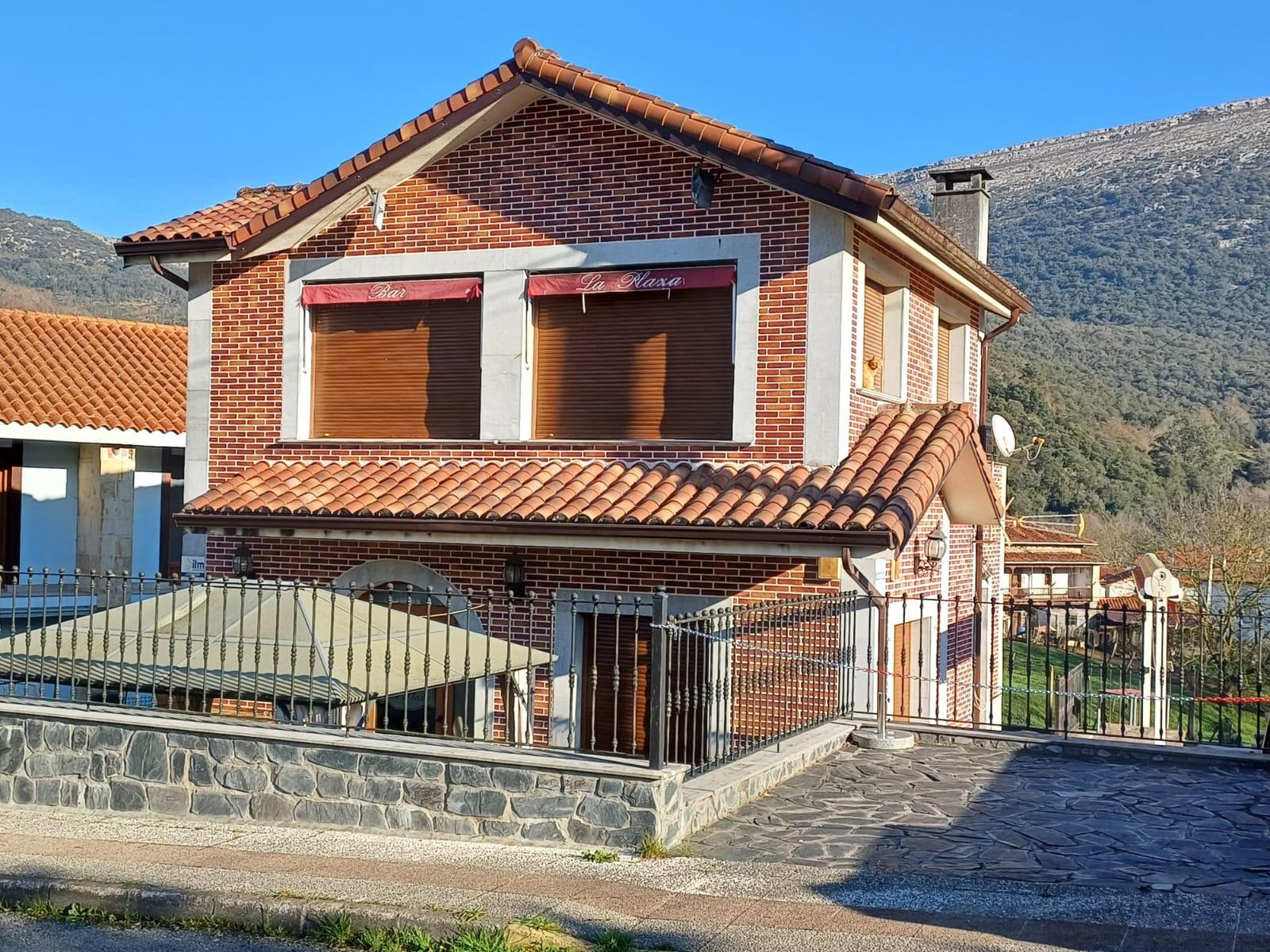 CHALET INDIVIDUAL EN OGARRIO DE RUESGA (CANTABRIA)