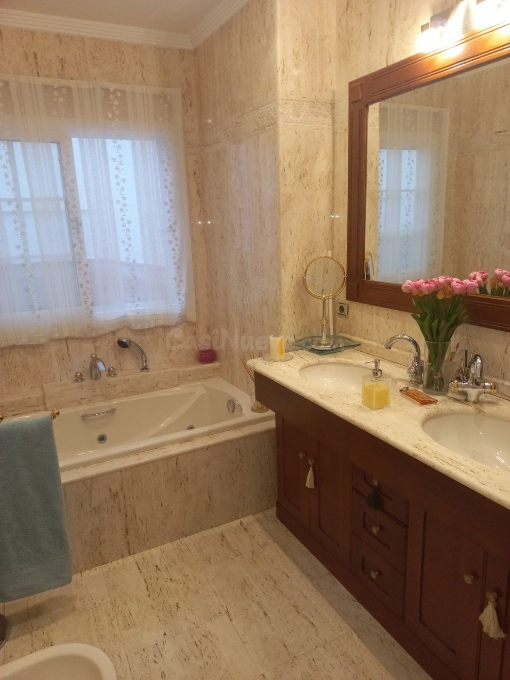 GRAN CASA CÉNTRICA EN ADRA MUY NUEVA Y CUIDADA - foto 5