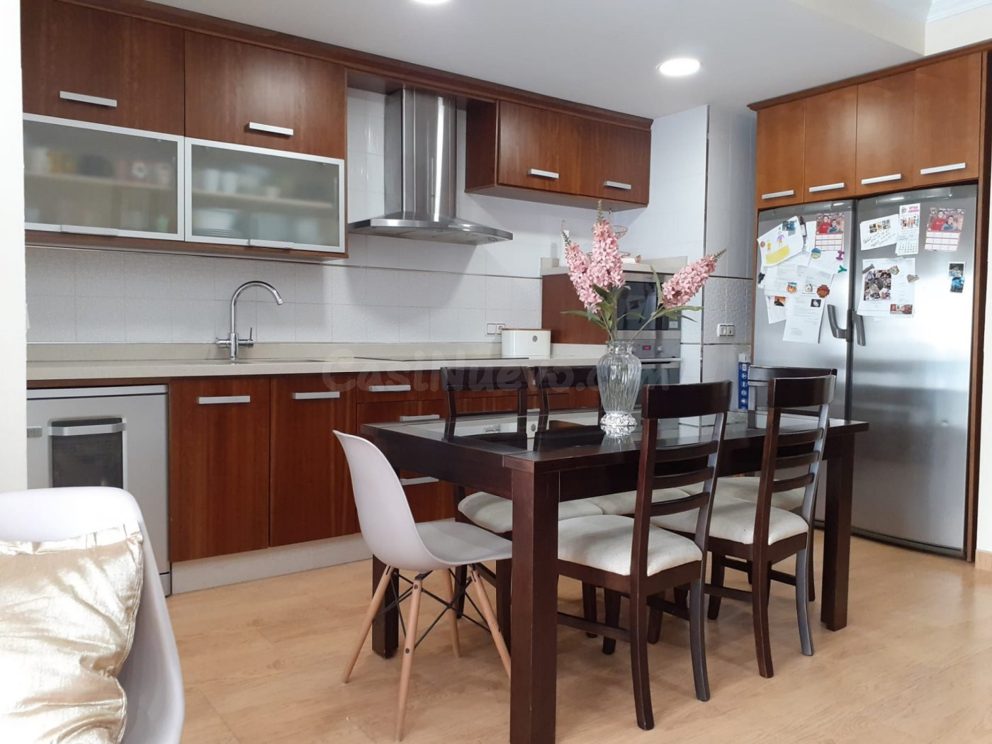 MAGNIFICO PISO CENTRICO SEMINUEVO EN VENTA - foto 4