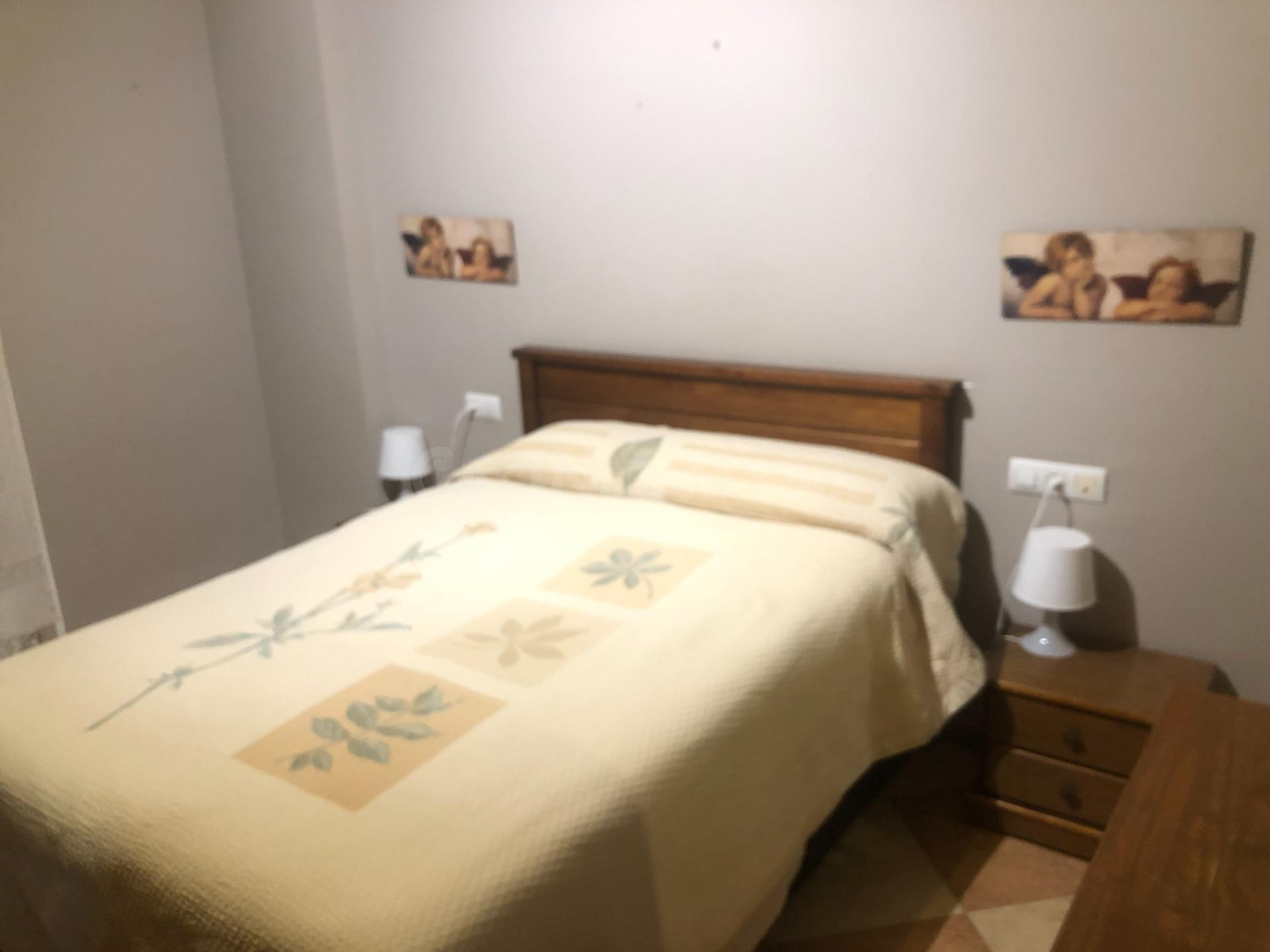 BONITO PISO SEMINUEVO Y CÉNTRICO EN VENTA EN ADRA - foto 3