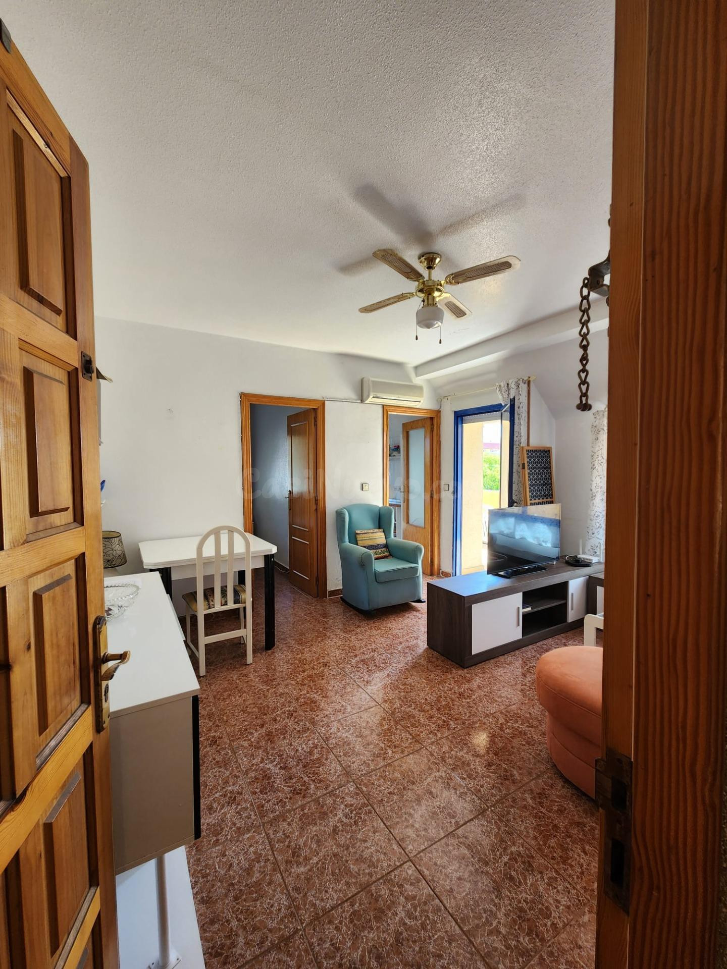 FANTASTICO ATICO CON 2 TERRAZAS, IDEAL PARA VIVIR TODO EL AÑ - foto 5