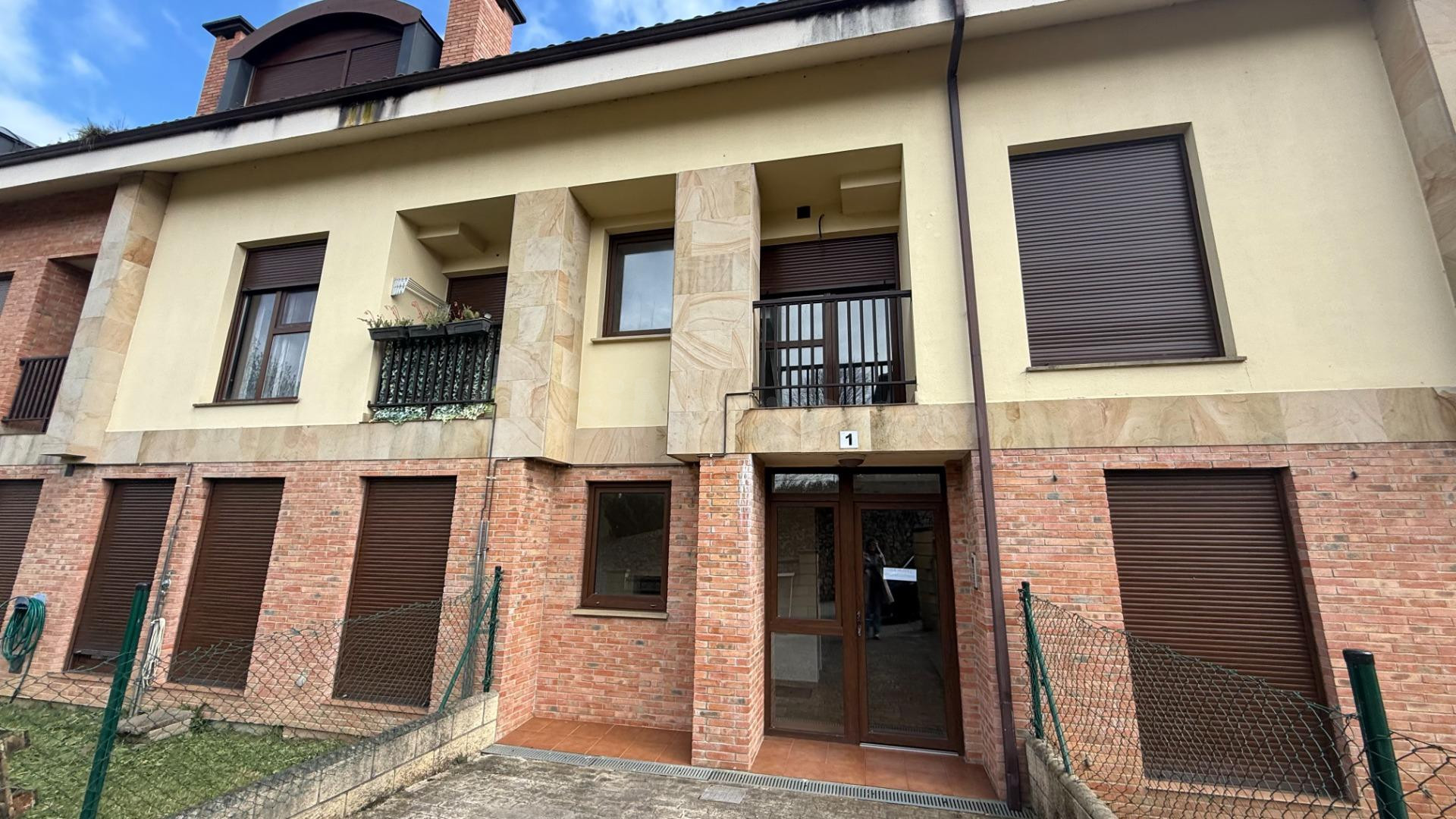 Edificio 3 habitaciones 1000m² en venta - Valles 6 - foto 3