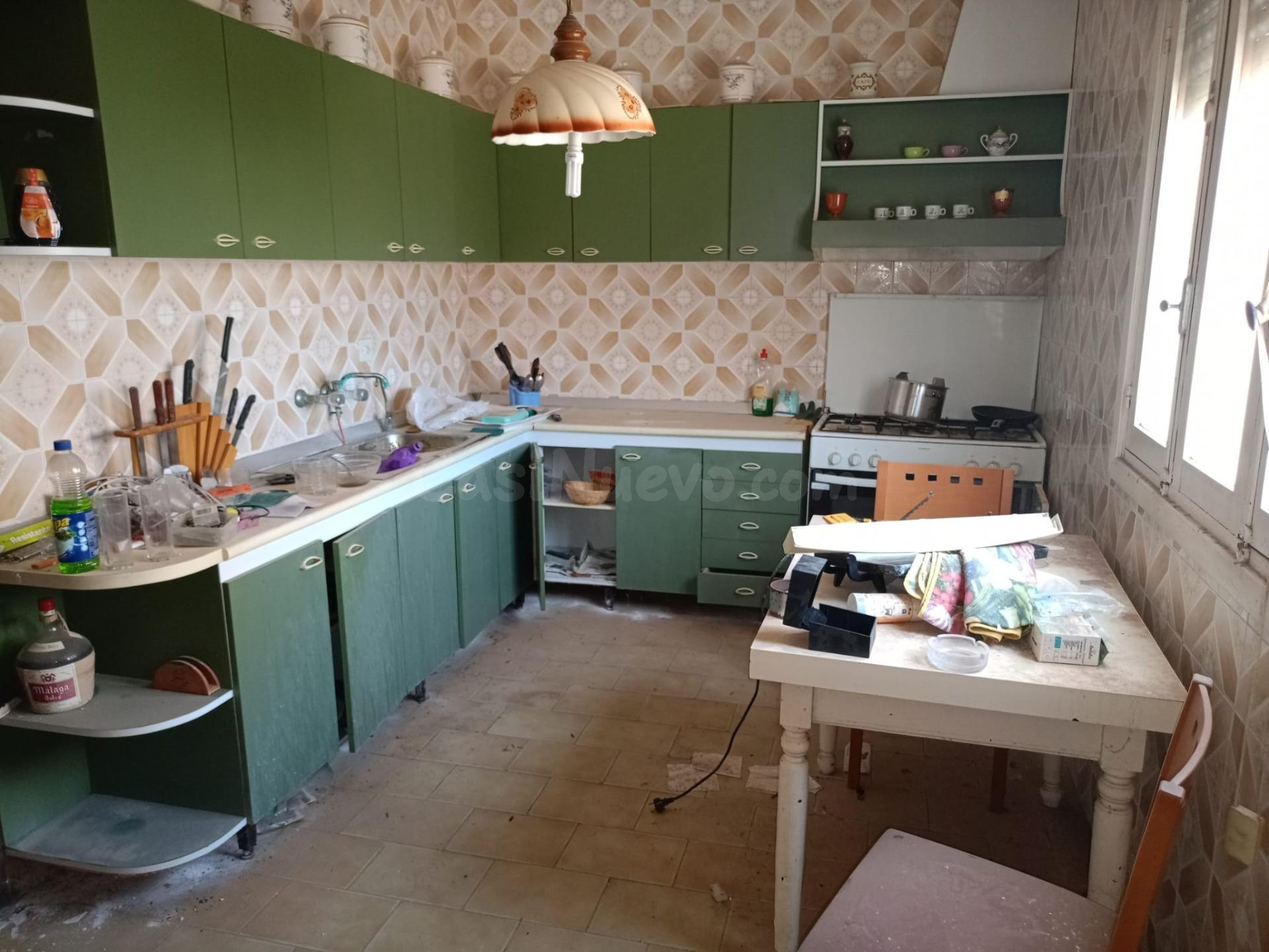 CASA MUY AMPLIA EN PLANTA BAJA CON ALMACEN - foto 3