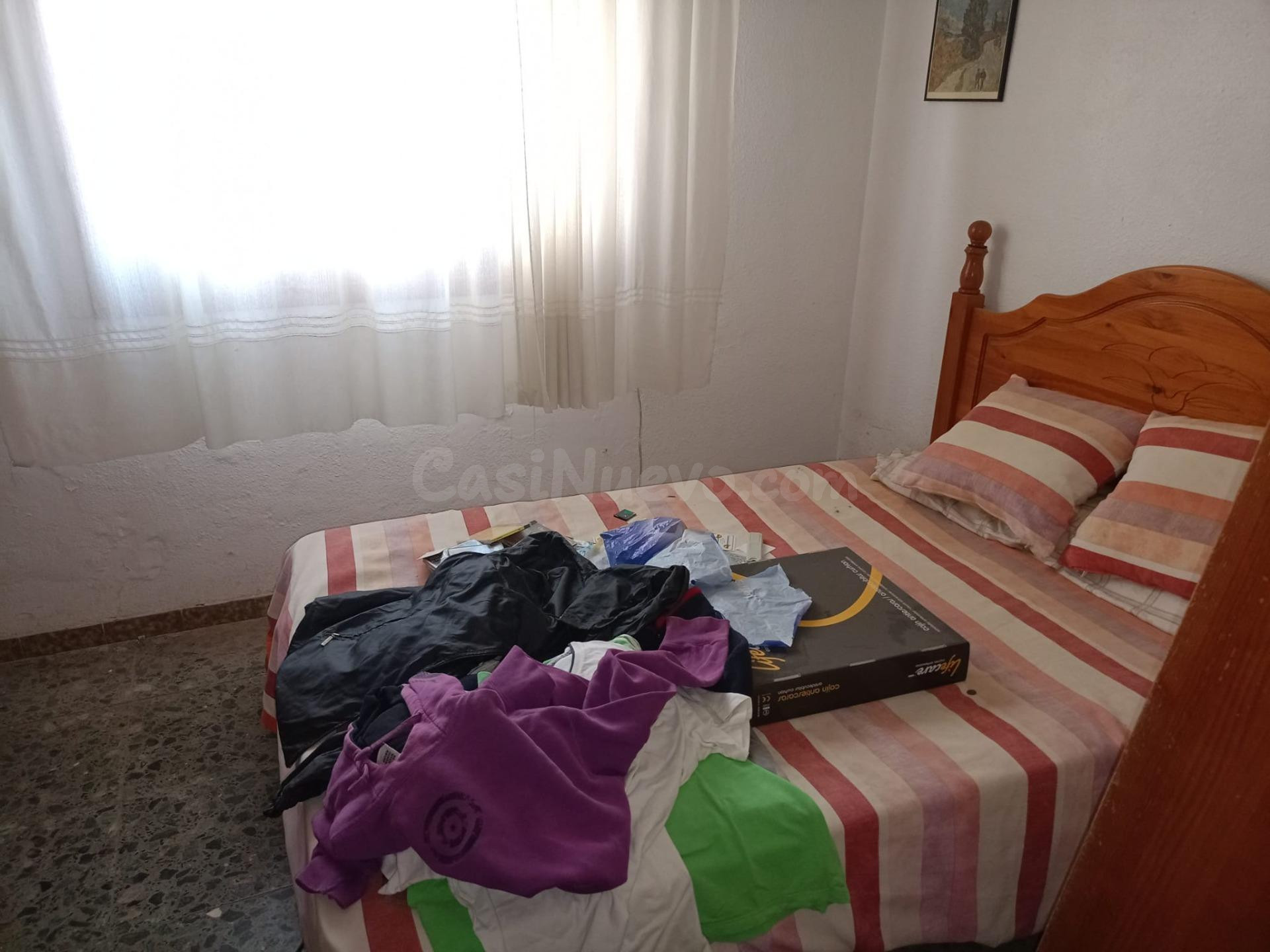 CASA MUY AMPLIA EN PLANTA BAJA CON ALMACEN - foto 5