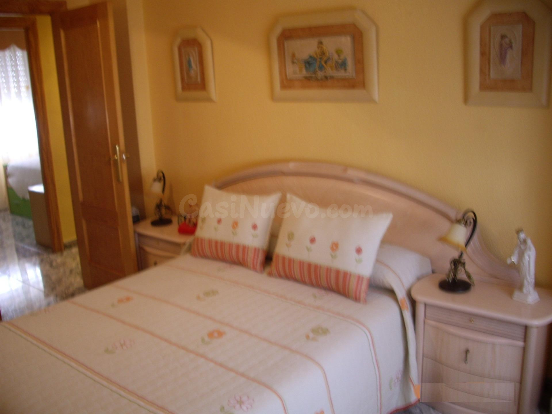 BONITO PISO CÉNTRICO EN VENTA EN ADRA - foto 3