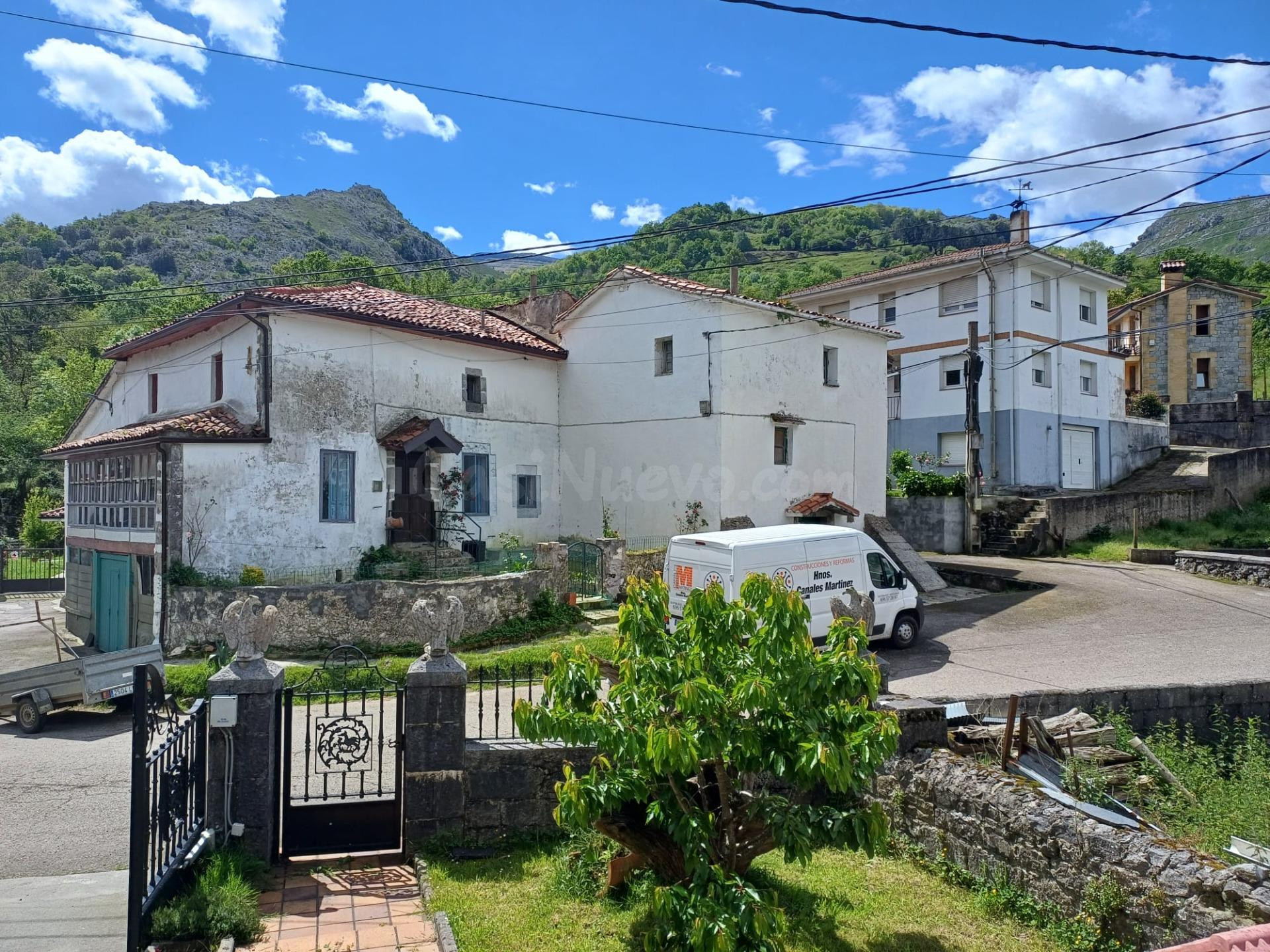 CASA DE PIEDRA DE TRES PLANTAS EN EL CENTRO DE BUSTABLADO (C - foto 5
