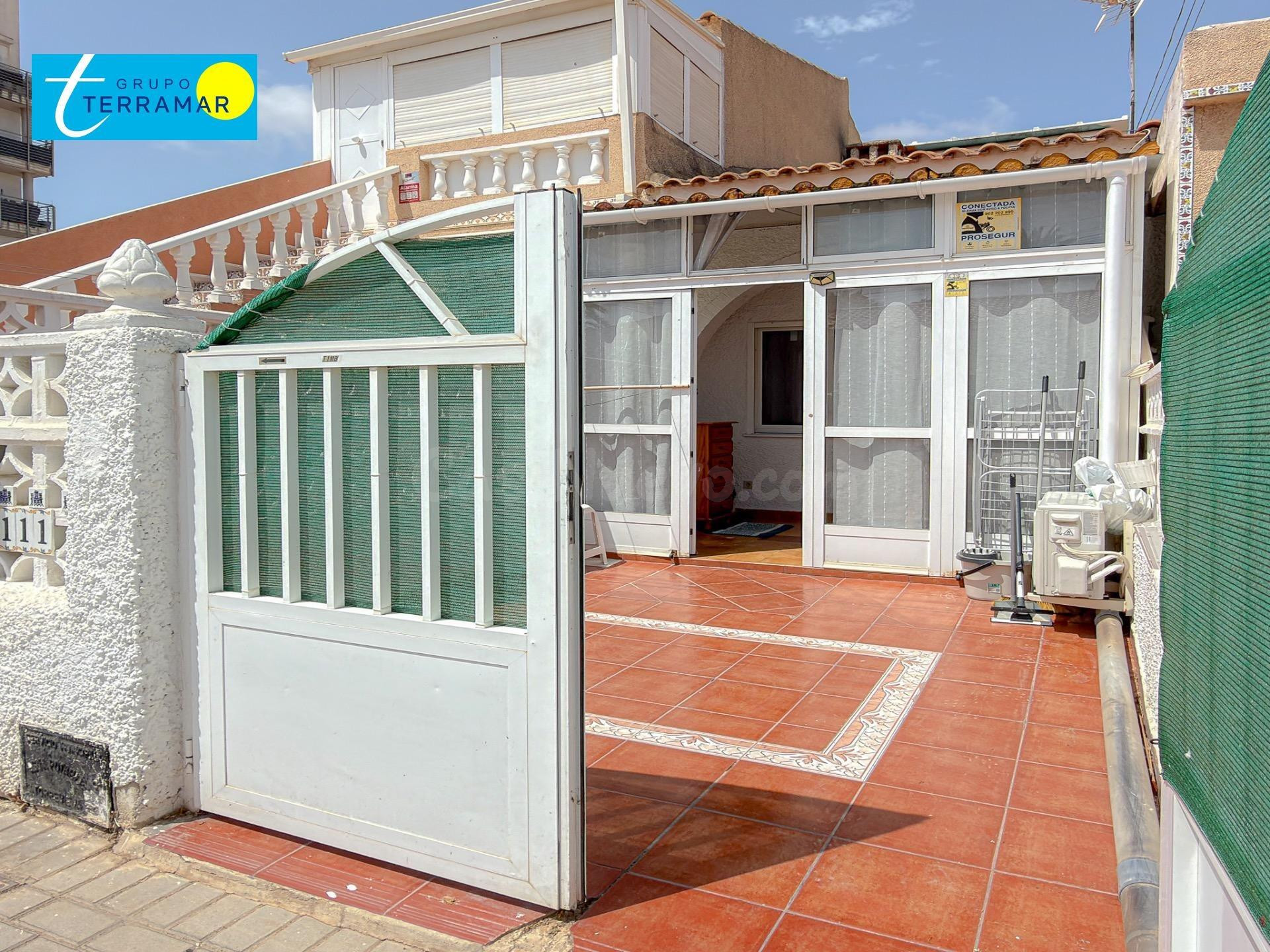 FABULOSO BUNGALOW DE PLANTA BAJA TOTALMENTE REFORMADO, IDEAL PARA VIVIR TODO EL AÑO