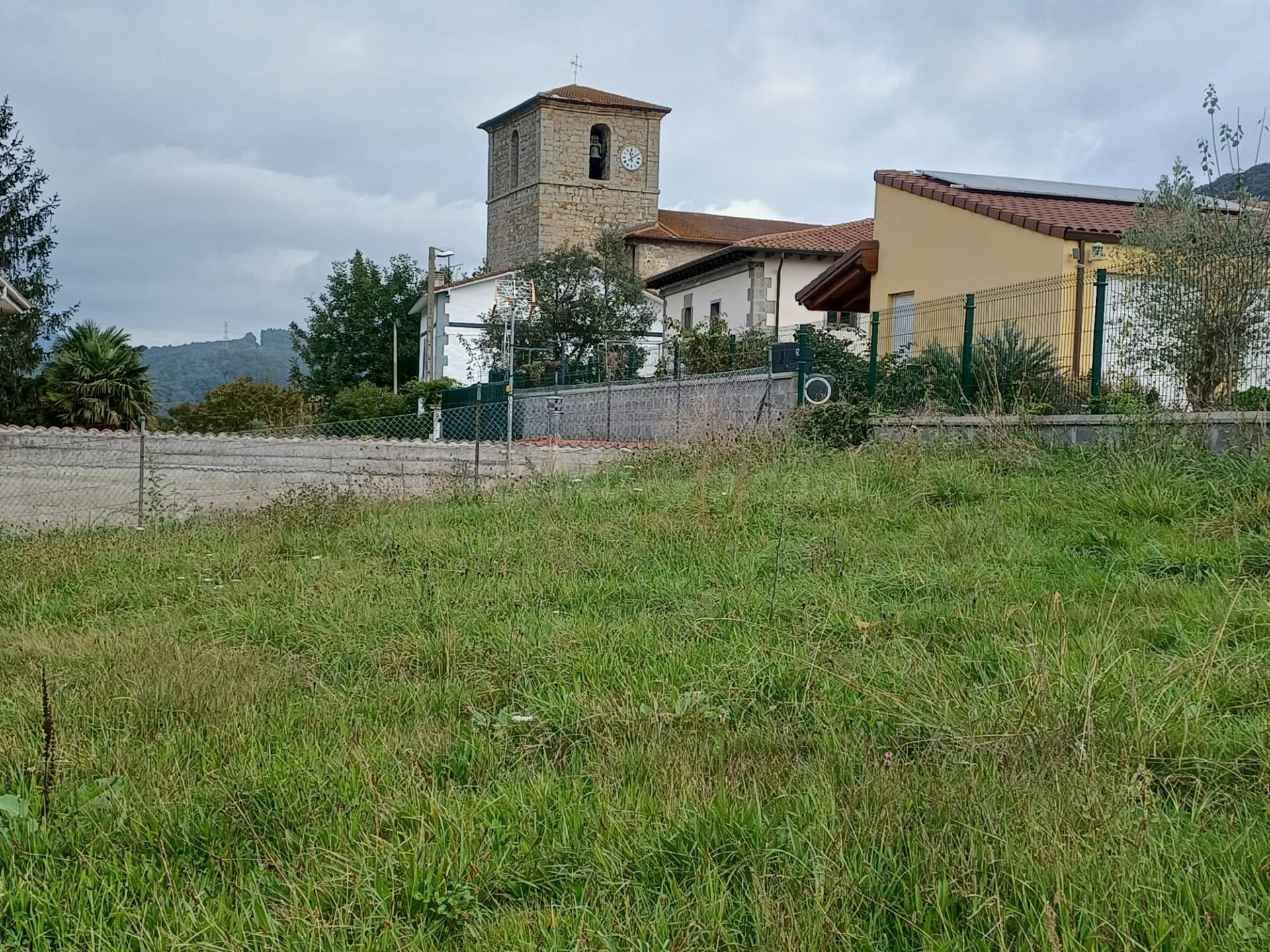 SE VENDE PARCELA EN EL CENTRO DE GIBAJA (CANTABRIA)