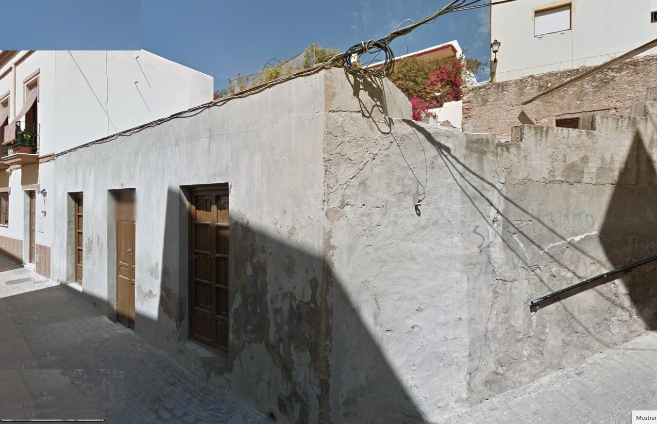 MAGNÍFICA CASA CÉNTRICA EN ADRA