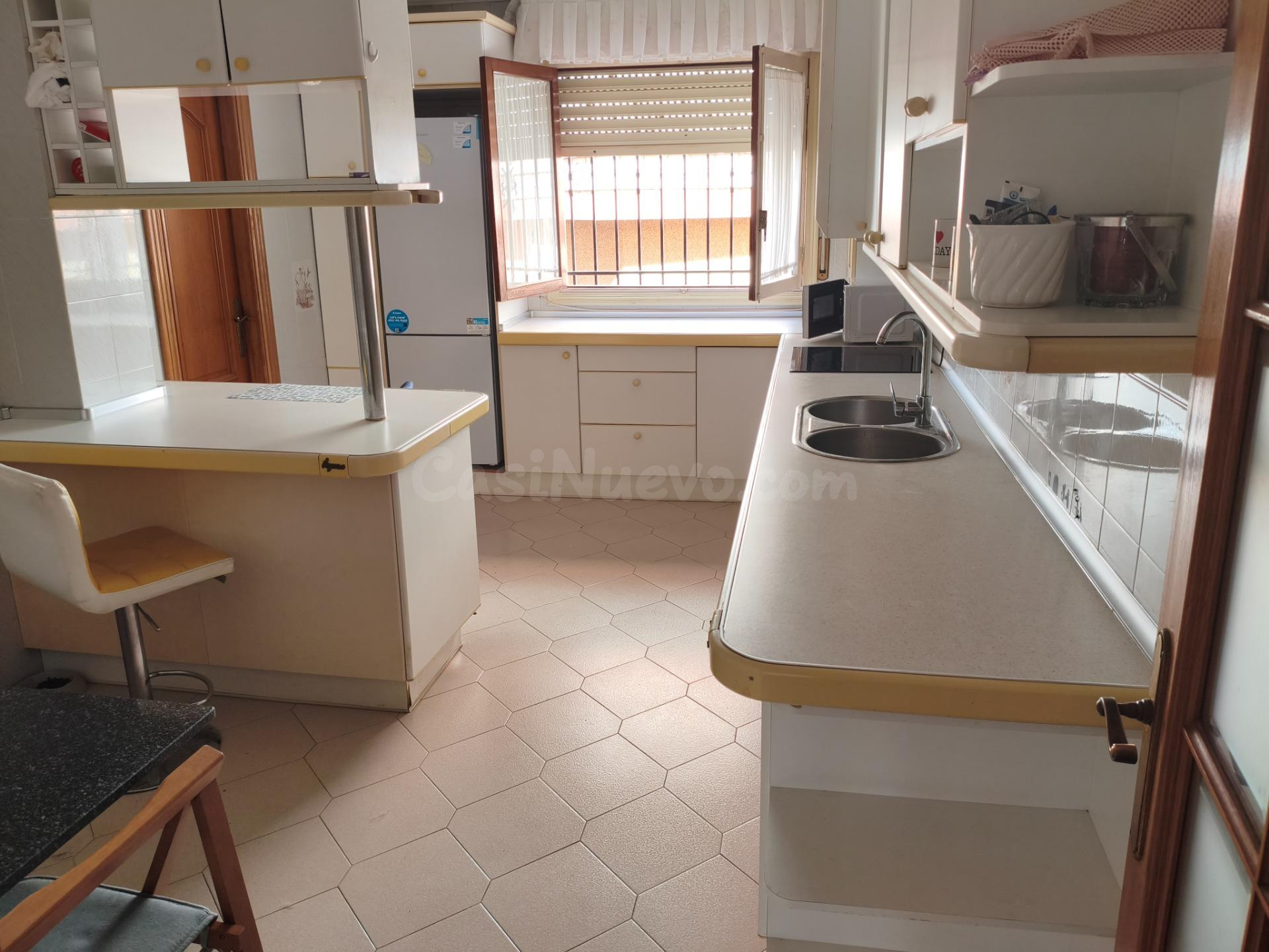GRAN PISO CÉNTRICO EN VENTA EN ADRA - foto 3