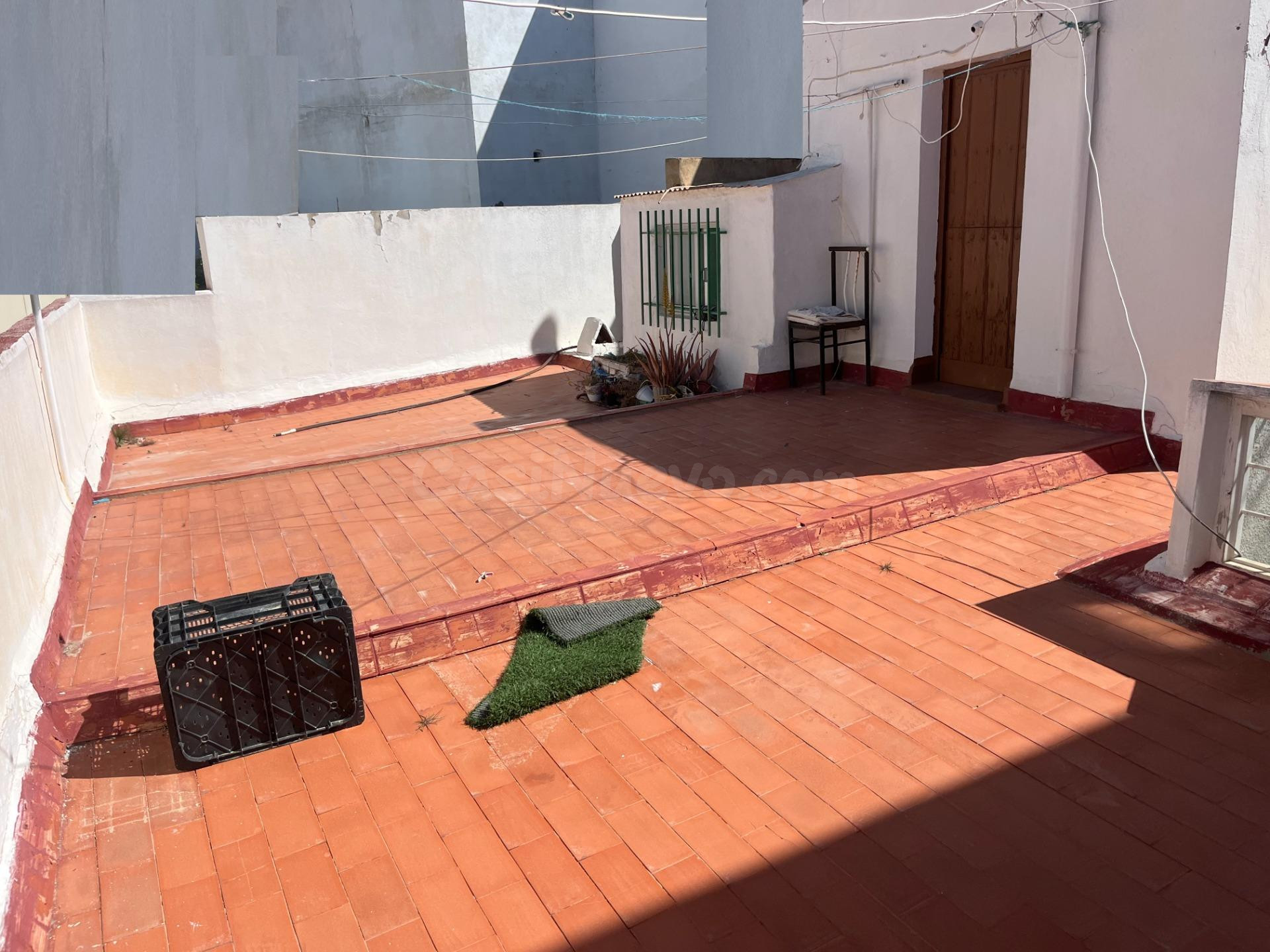 CASA CÉNTRICA EN VENTA EN ADRA - foto 2