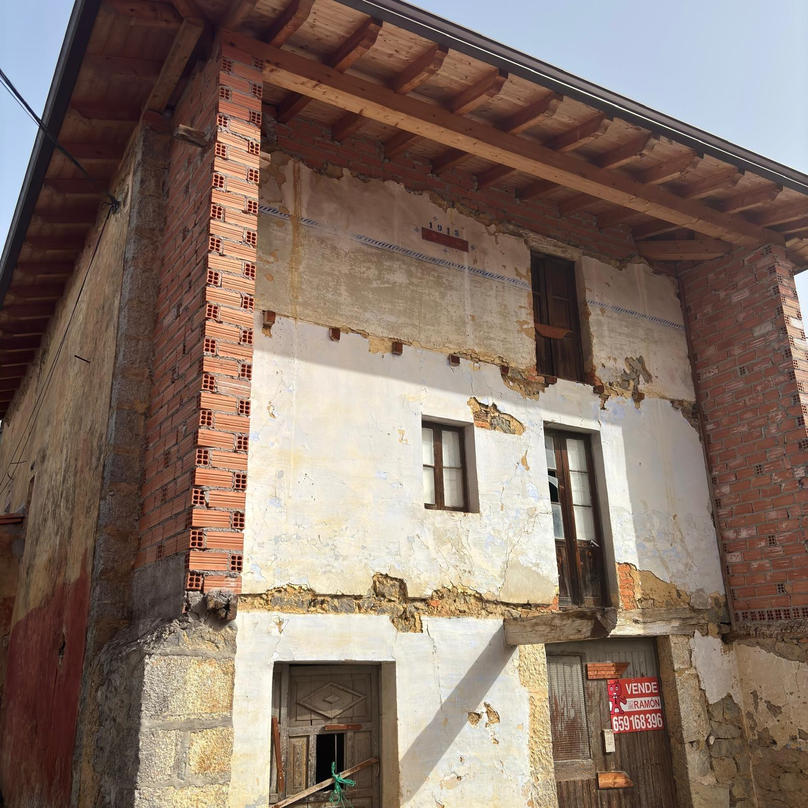 SE VENDE CASA INDEPENDIENTE EN RAMALES DE LA VICTORIA (CANTA - foto 4