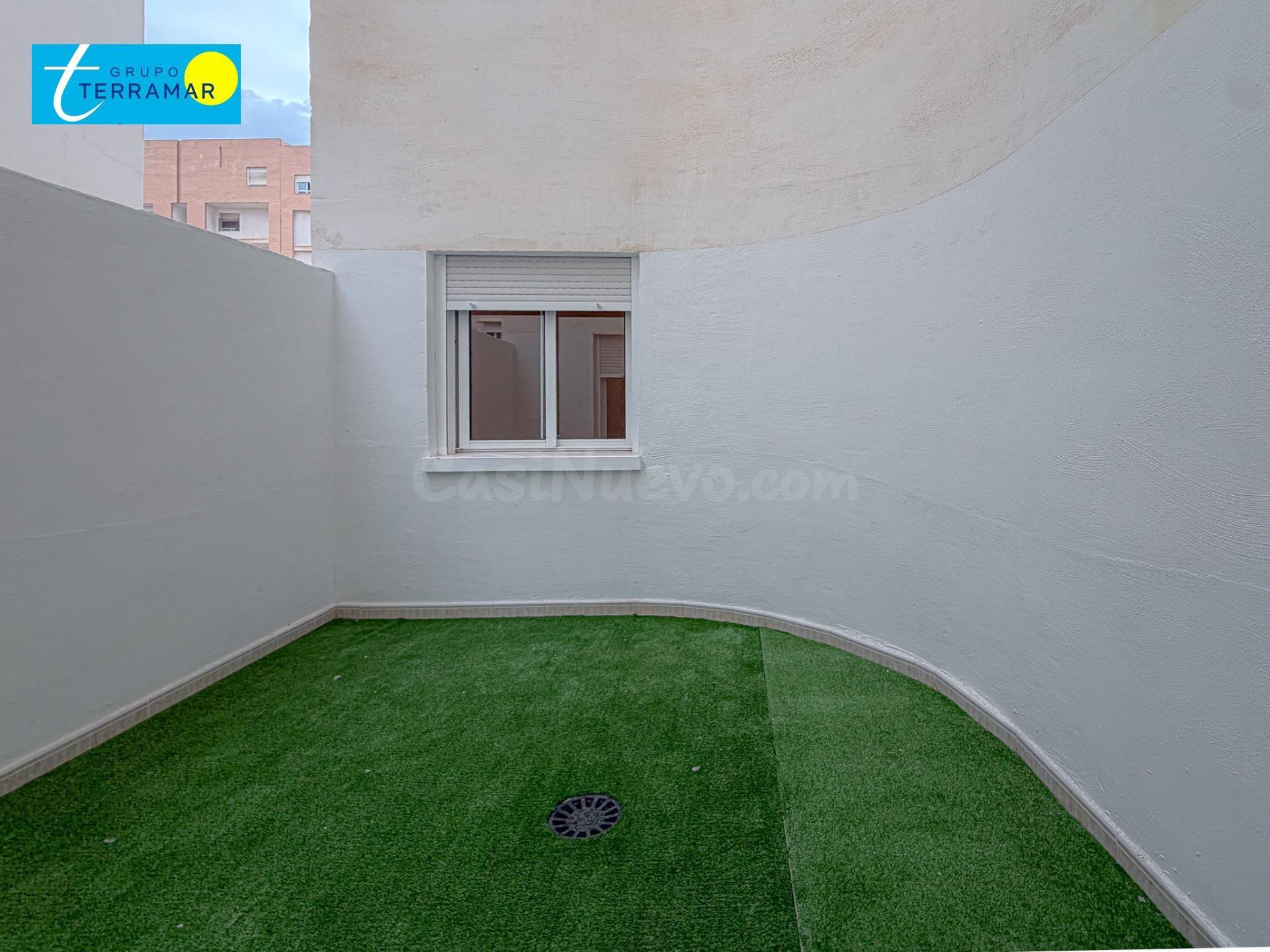 MAGNIFICO APARTAMENTO A UNOS PASOS DE LA PLAYA, IDEAL PARA V - foto 2