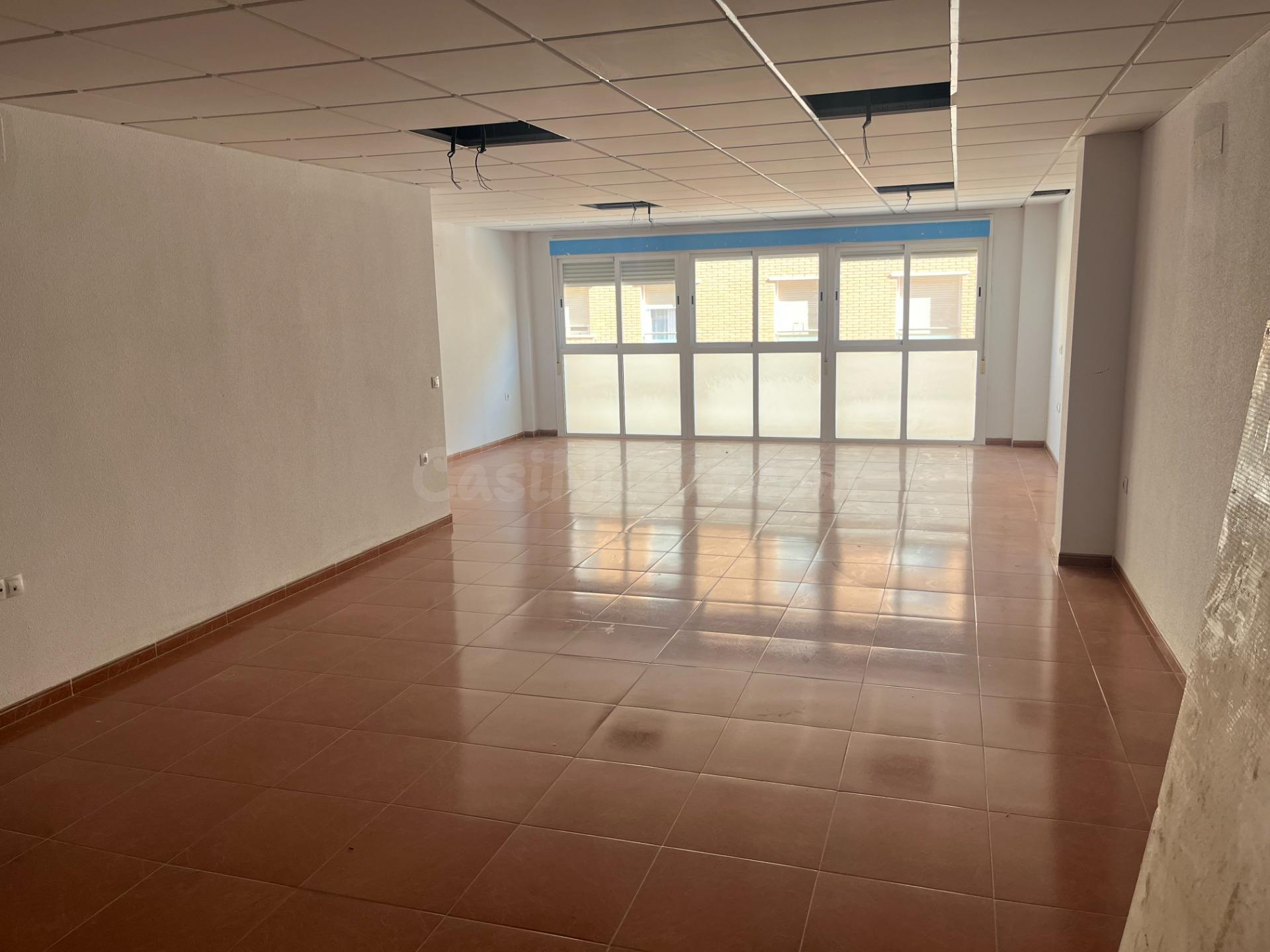 OFICINA EN VENTA EN EL EJIDO - foto 5