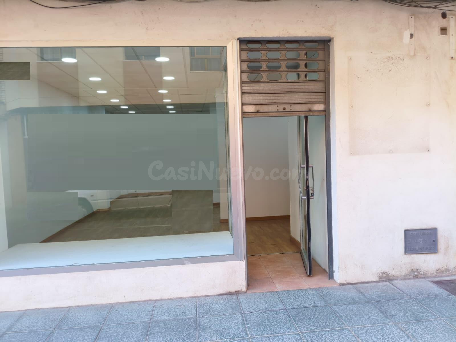LOCAL COMERCIAL ARREGLADO
