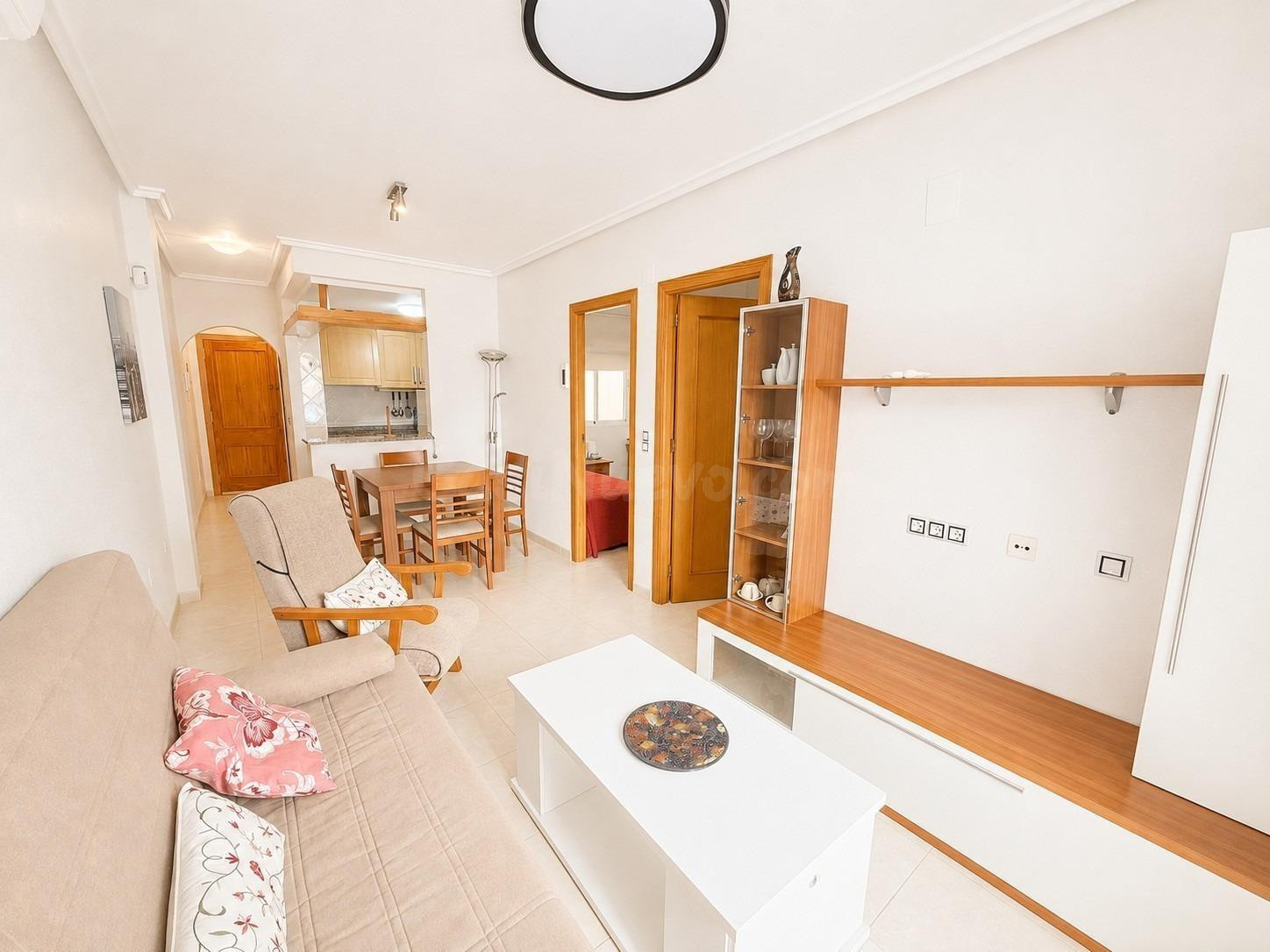 FANTASTICO APARTAMENTO CON PISCINA COMUNITARIA, RODEADO DE T - foto 5