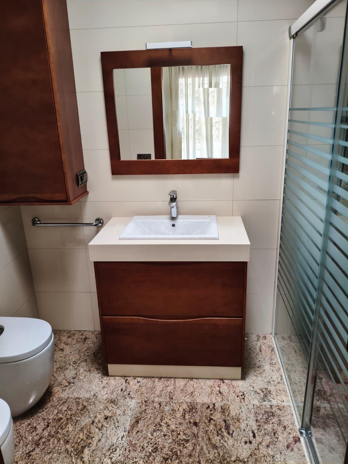 MAGNIFICA CASA SEMINUEVA Y CÉNTRICA EN ADRA - foto 4