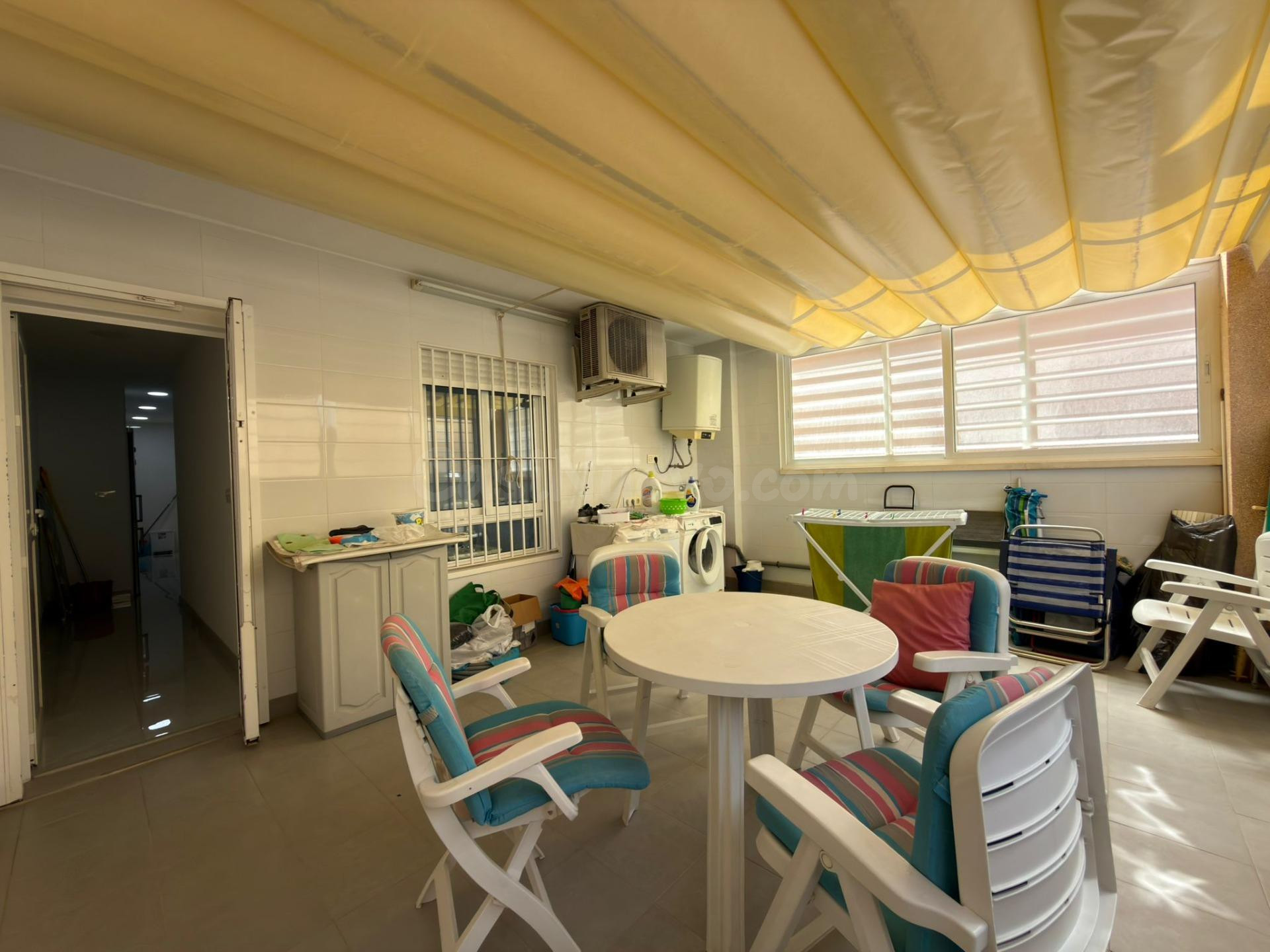 FANTASTICO APARTAMENTO A UNOS PASOS DE LA PLAYA, TOTALMENTE  - foto 2