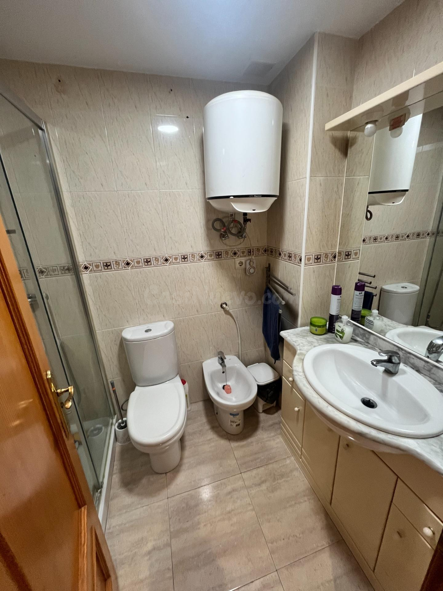BONITO APARTAMENTO SEMINUEVO CON TRASTERO EN ADRA - foto 4