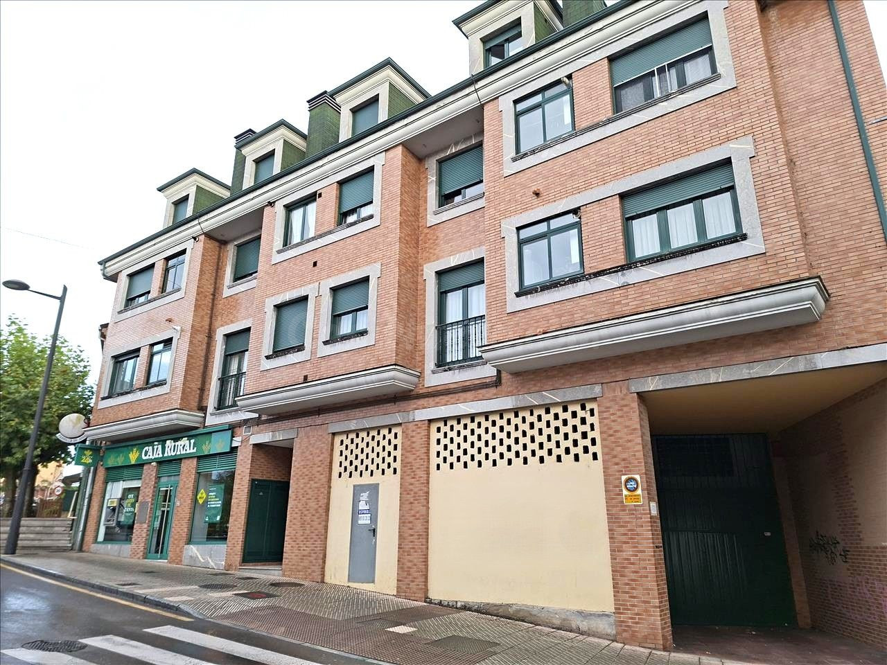 Almacén 8m² en venta - San Claudio-Trubia-Las Caldas - foto 2