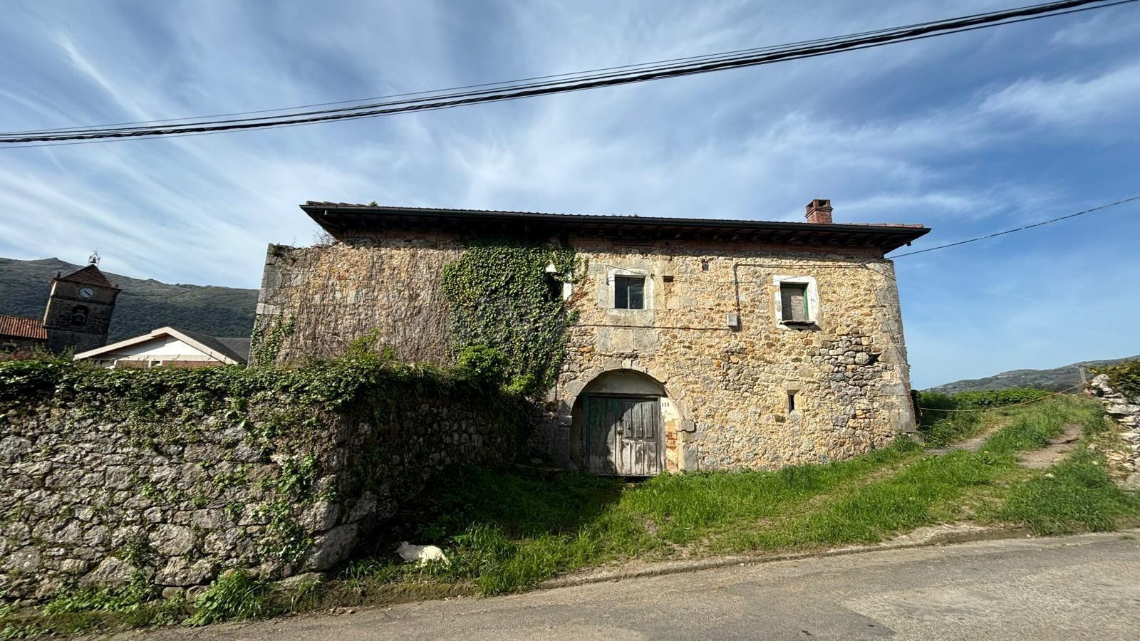 SE VENDE CASA DE PIEDRA Y PARCELA EN OGARRIO DE RUESGA (CANT - foto 3