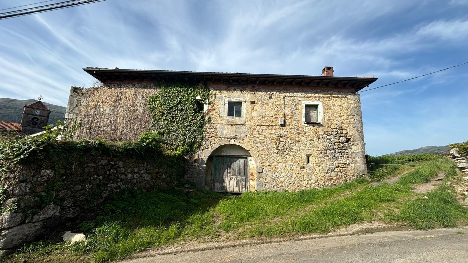 SE VENDE CASA DE PIEDRA Y PARCELA EN OGARRIO DE RUESGA (CANT - foto 4