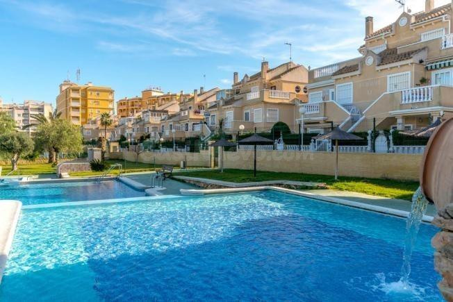 MAGNIFICO APARTAMENTO CON UNA ESPECTACULAR PISCINA Y ZONAS V - foto 5