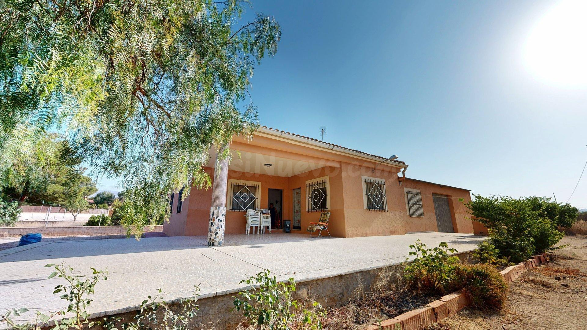 CHALET INDEPENDIENTE EN HONDÓN DE LOS FRAILES !!