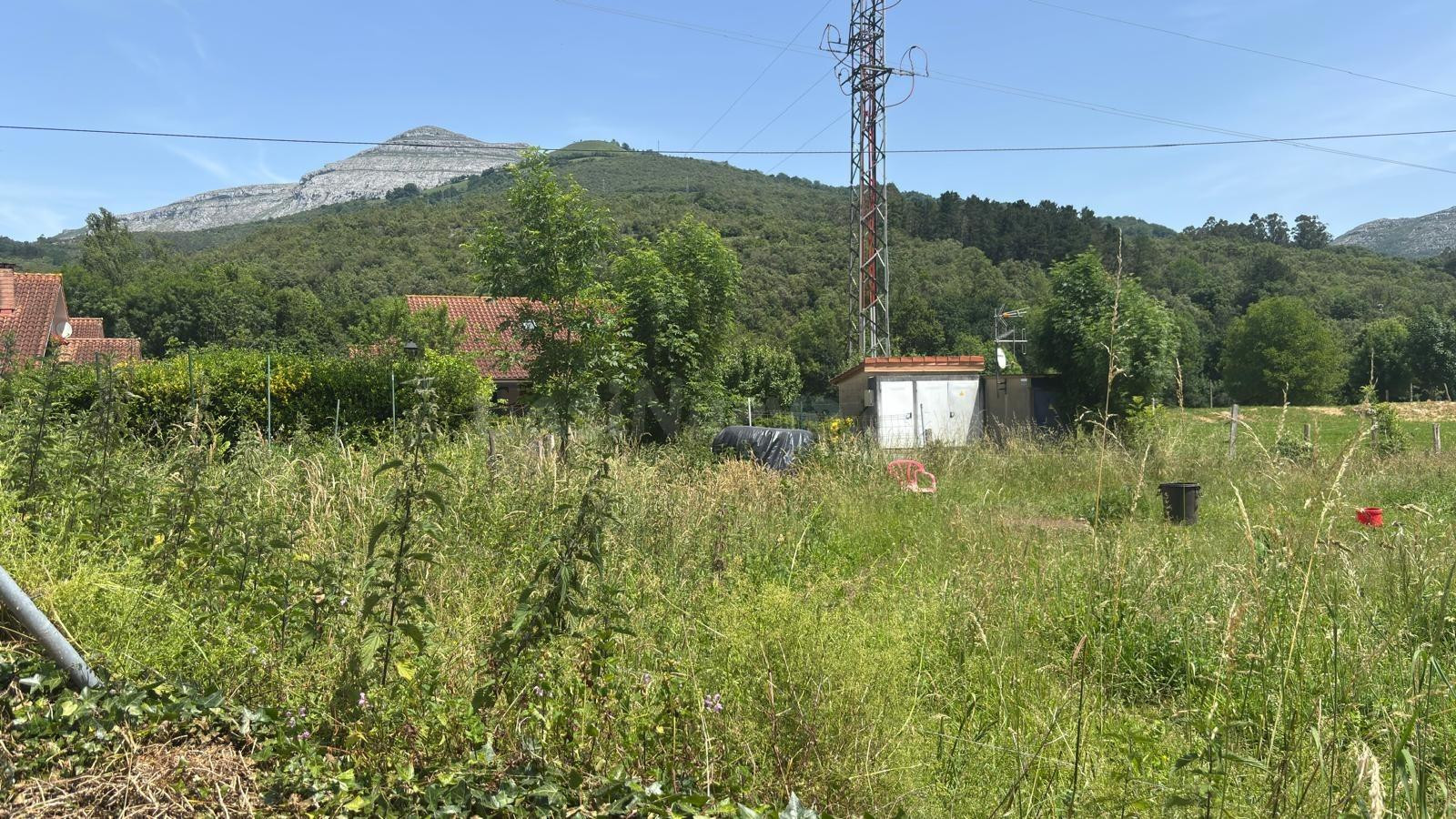 OPORTUNIDAD ÚNICA TERRENO URBANO  EN RIVA DE RUESGA - foto 3