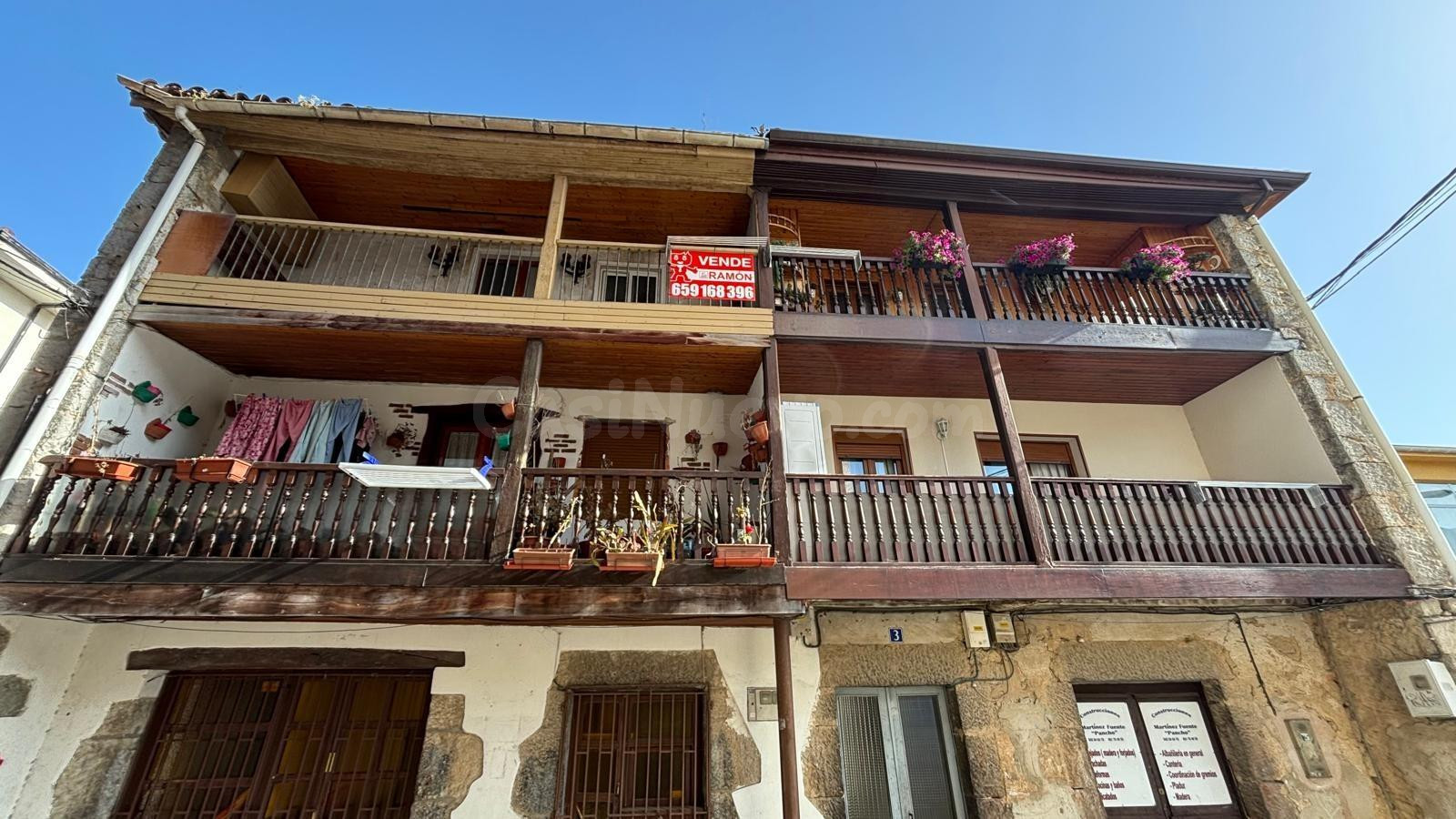 PISO EN EL CENTRO DE RAMALES DE LA VICTORIA (CANTABRIA) - foto 2