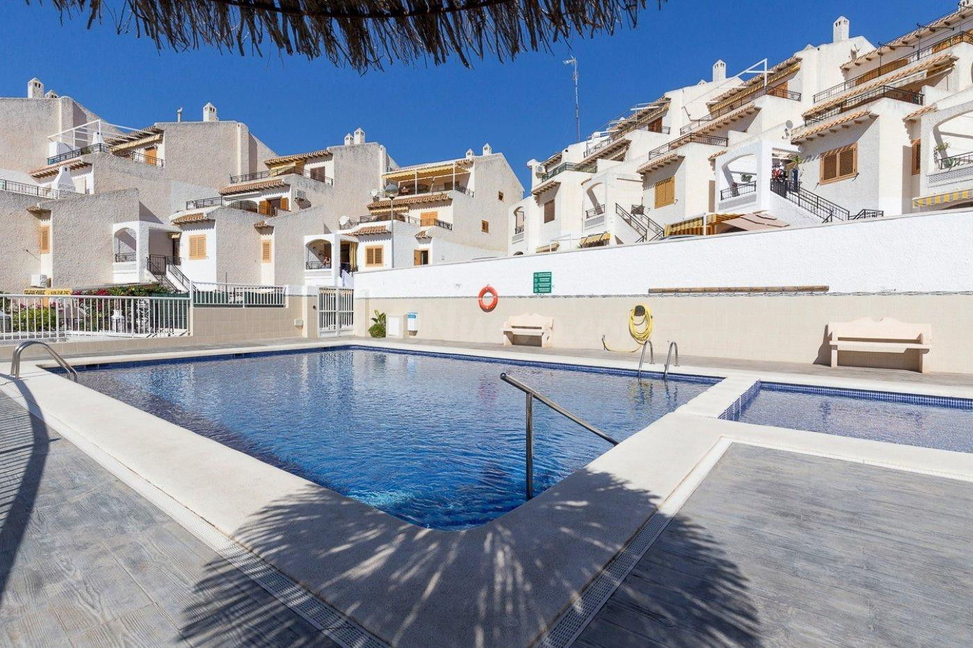 APARTAMENTO CON AMPLIA TERRAZA Y VISTAS AL MAR !!! - foto 2