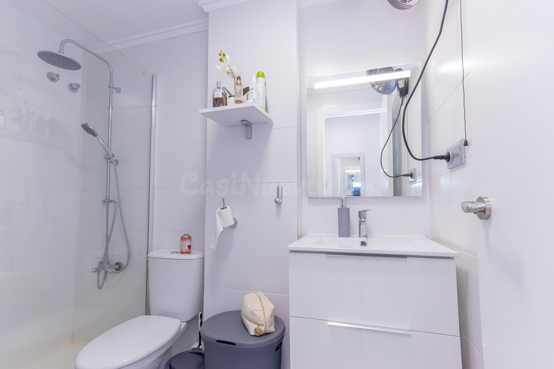 FABULOSO APARTAMENTO TIPO DUPLEX, RODEADO DE TODOS LOS SERVI - foto 5