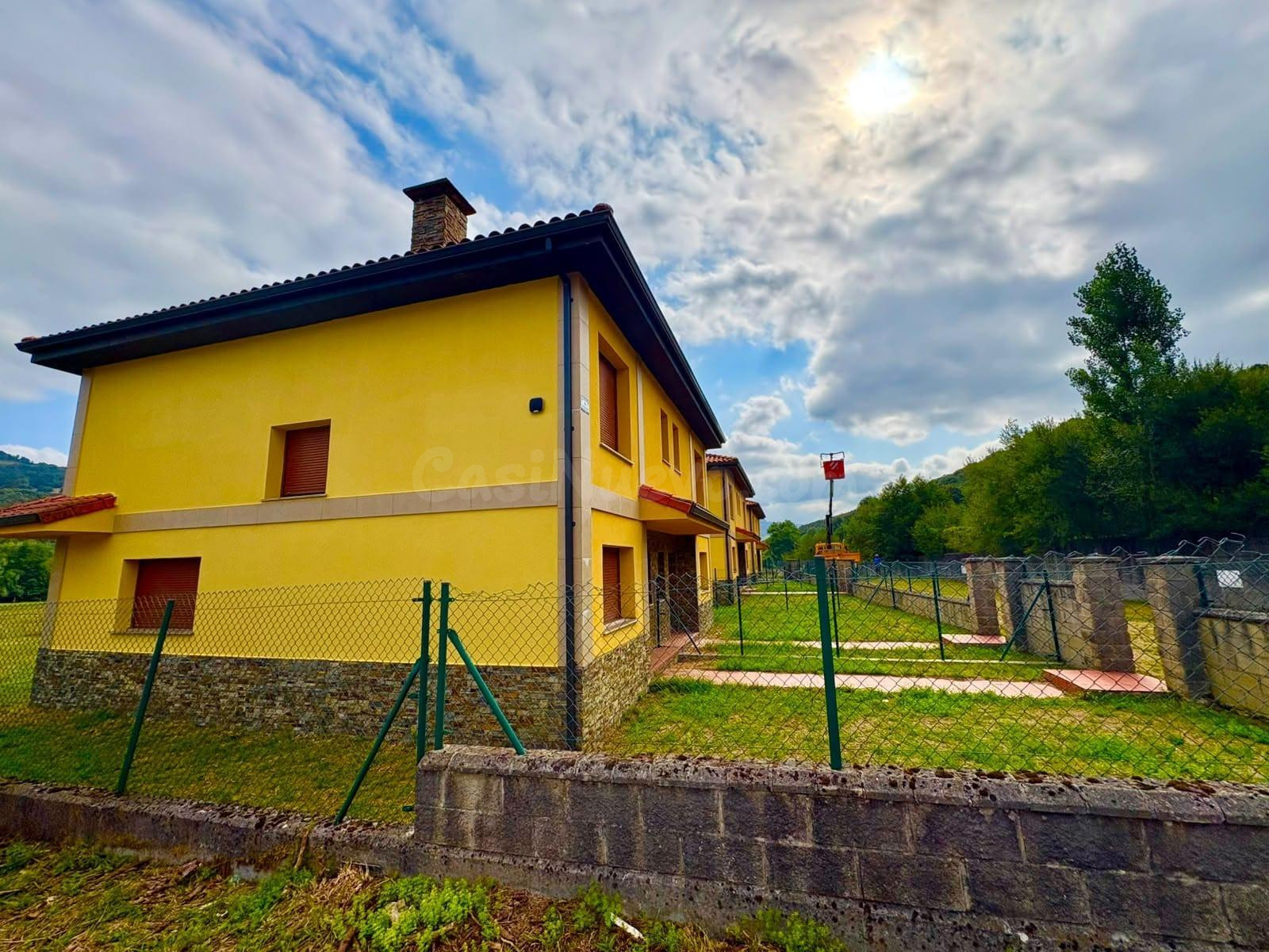 PROMOCION!! OBRA NUEVA CHALETS PAREADOS EN RIVA DE RUESGA (C - foto 2