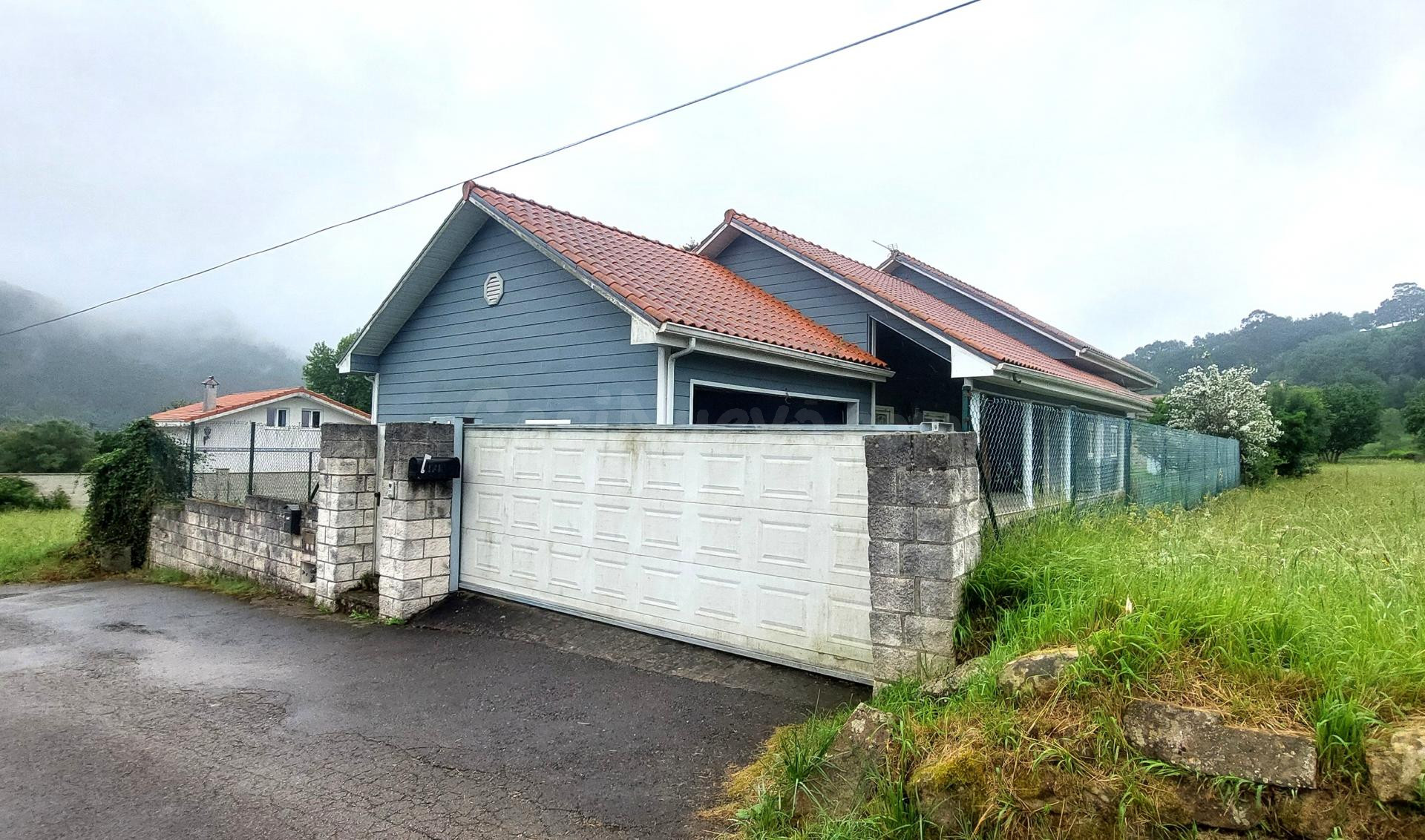 Casa 4 habitaciones 321m² en venta - Northern spain