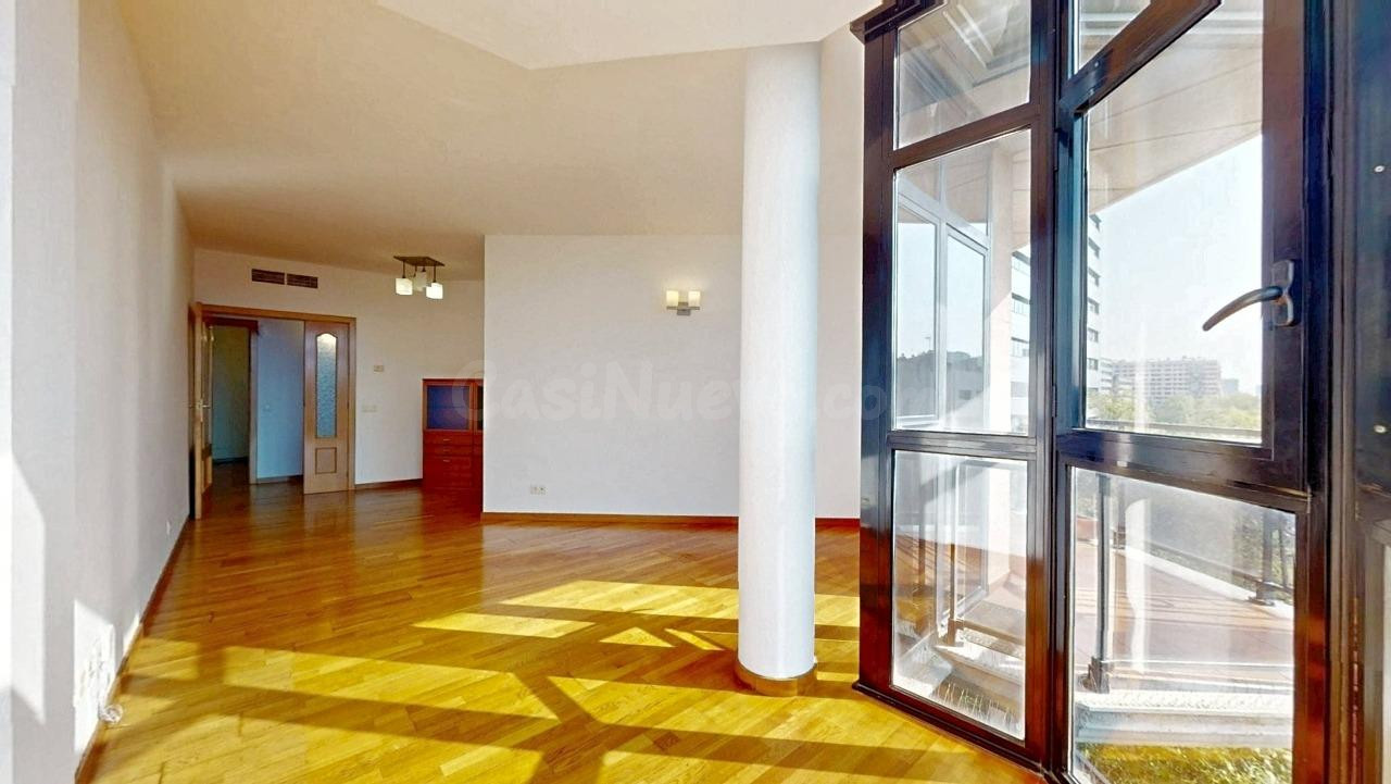 Piso 4 habitaciones en quinta planta, muy luminoso y con vis - foto 2