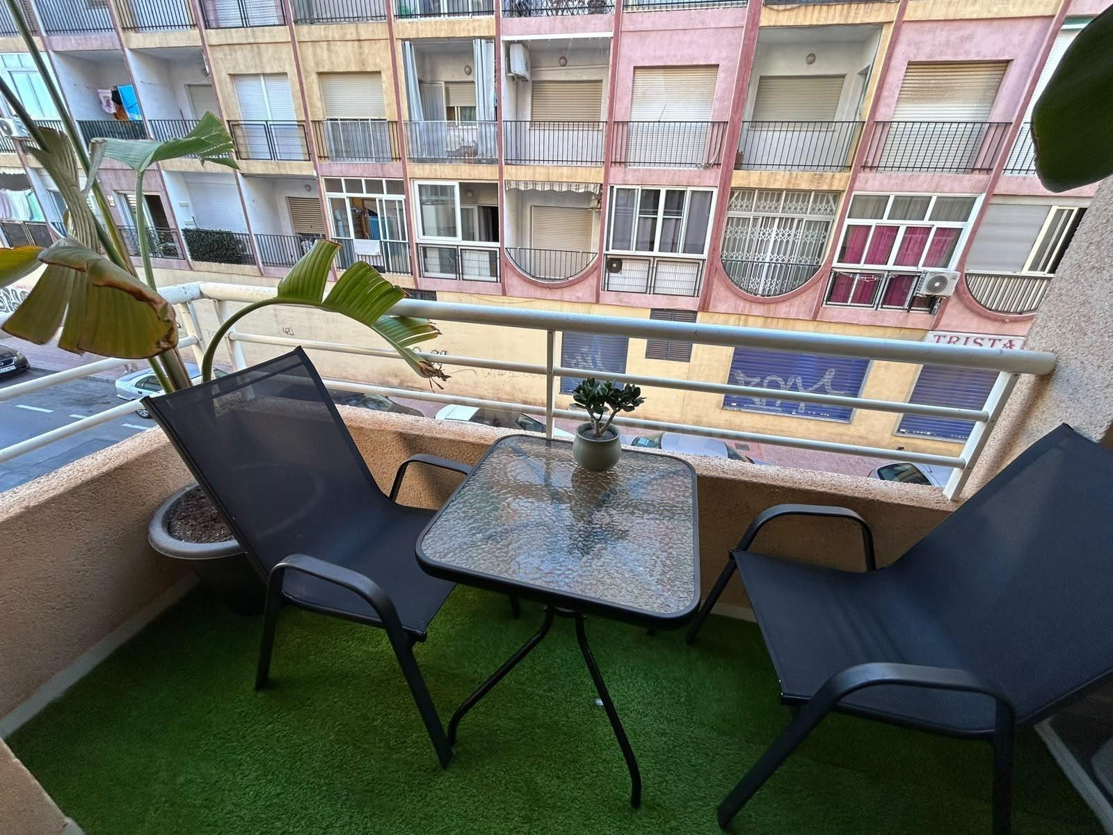MAGNIFICO APARTAMENTO TOTALMENTE REFORMADO, MUY COQUETO, IDE - foto 2