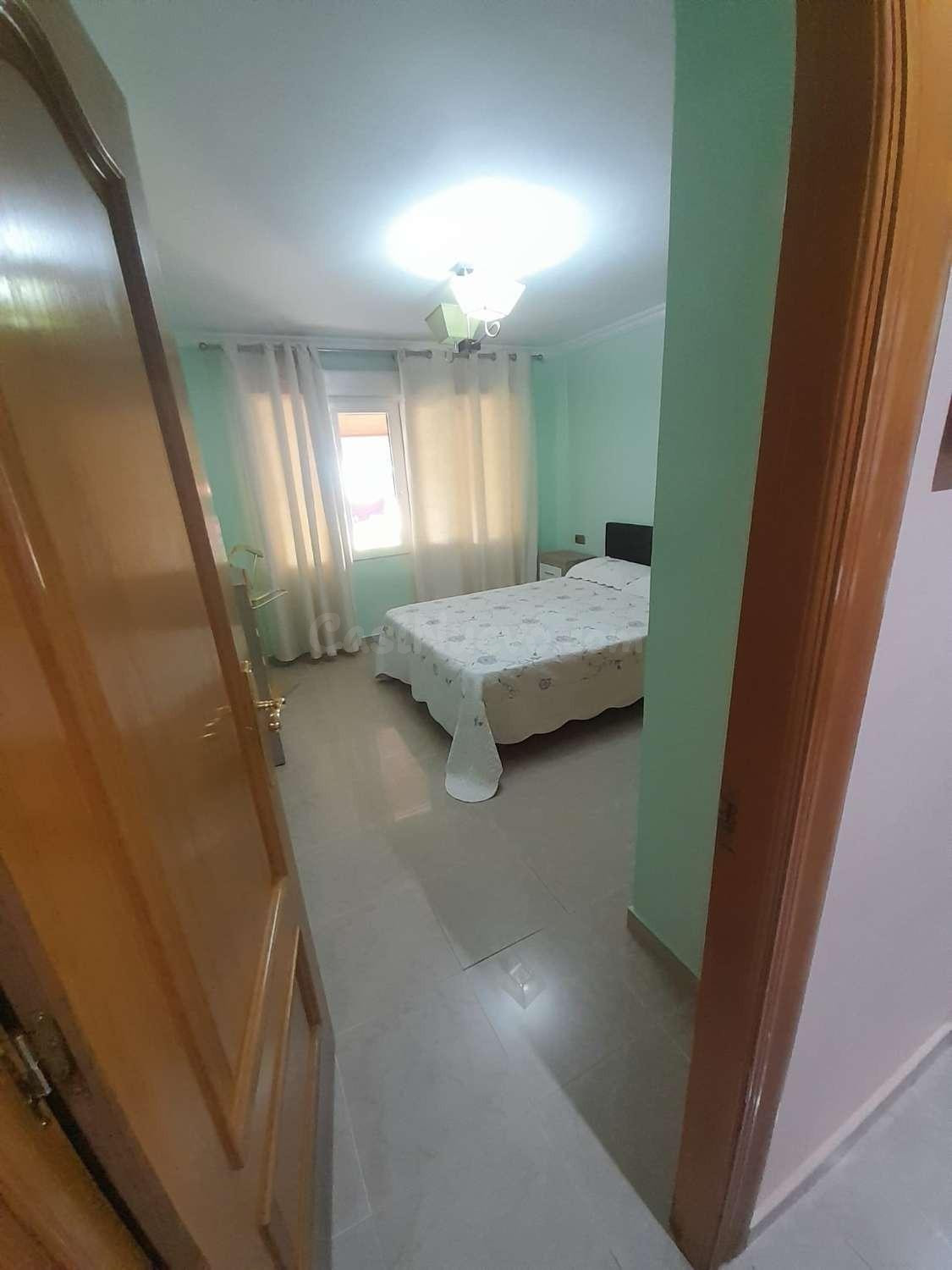 MAGNIFICA VILLA EN PRIMERA LINEA MARITIMA, IDEAL PARA FAMILI - foto 4