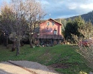 Casa 4 habitaciones 562m² en venta - Ubiarco