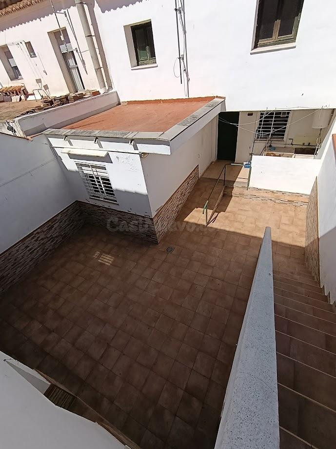 CASA ADOSADA EN PICASENT