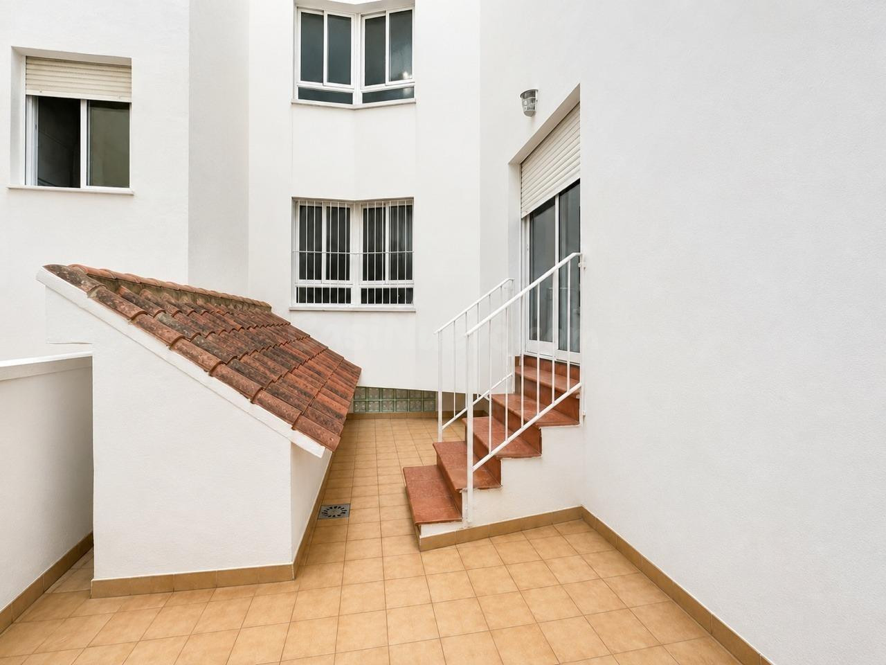 FANTASTICA VIVIENDA IDEAL PARA FAMILIAS Y VIVIR TODO EL AÑO  - foto 4