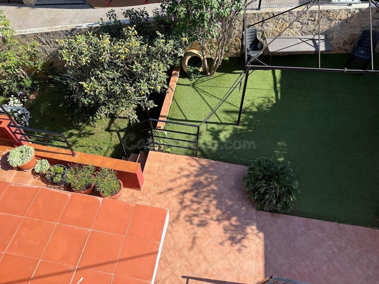 Chalet Urbano Independiente con Parcela y Piscina en Las Ped - foto 5