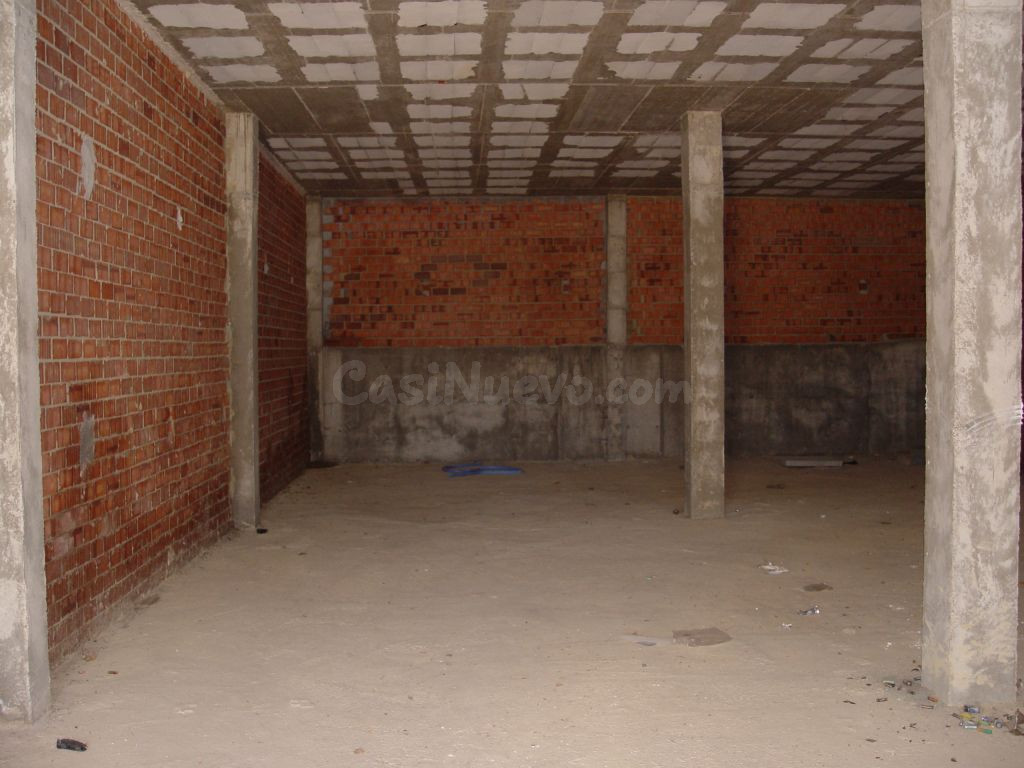 Local comercial 160m² en alquiler - URB. EL SEÑORIO DE GUZMA - foto 2