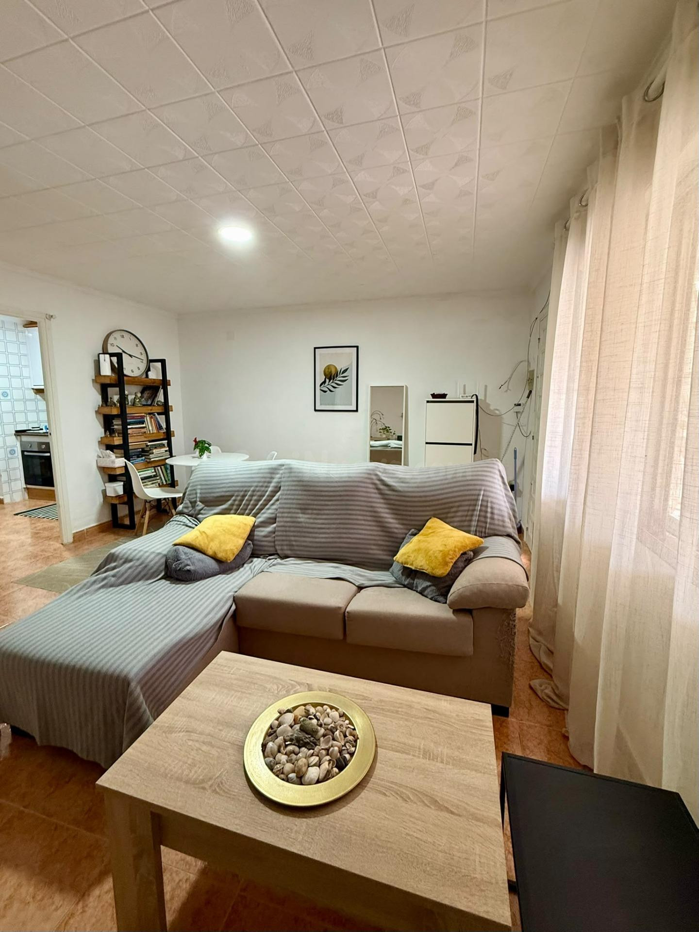 ESTUPENDO BUNGALOW DE PLANTA BAJA CON JARDIN PRIVADO, IDEAL PARA PAREJAS - foto 3