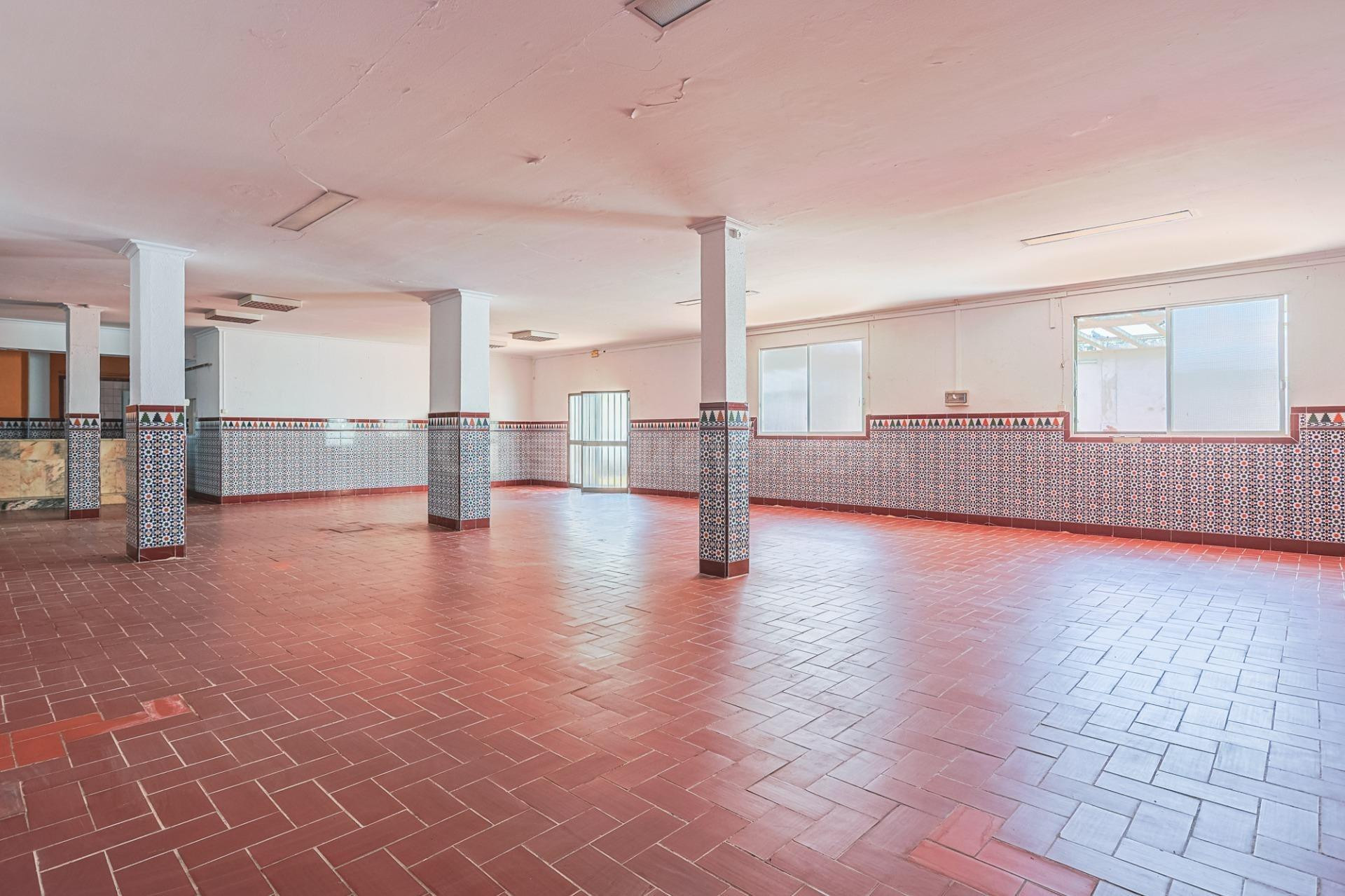 Local comercial 238m² en venta - Andalucia - foto 2