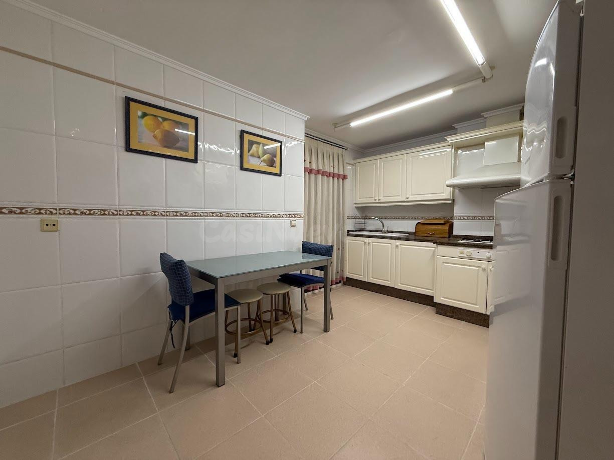 Céntrico, metro Mislata a un paso y 4 habitaciones - foto 4