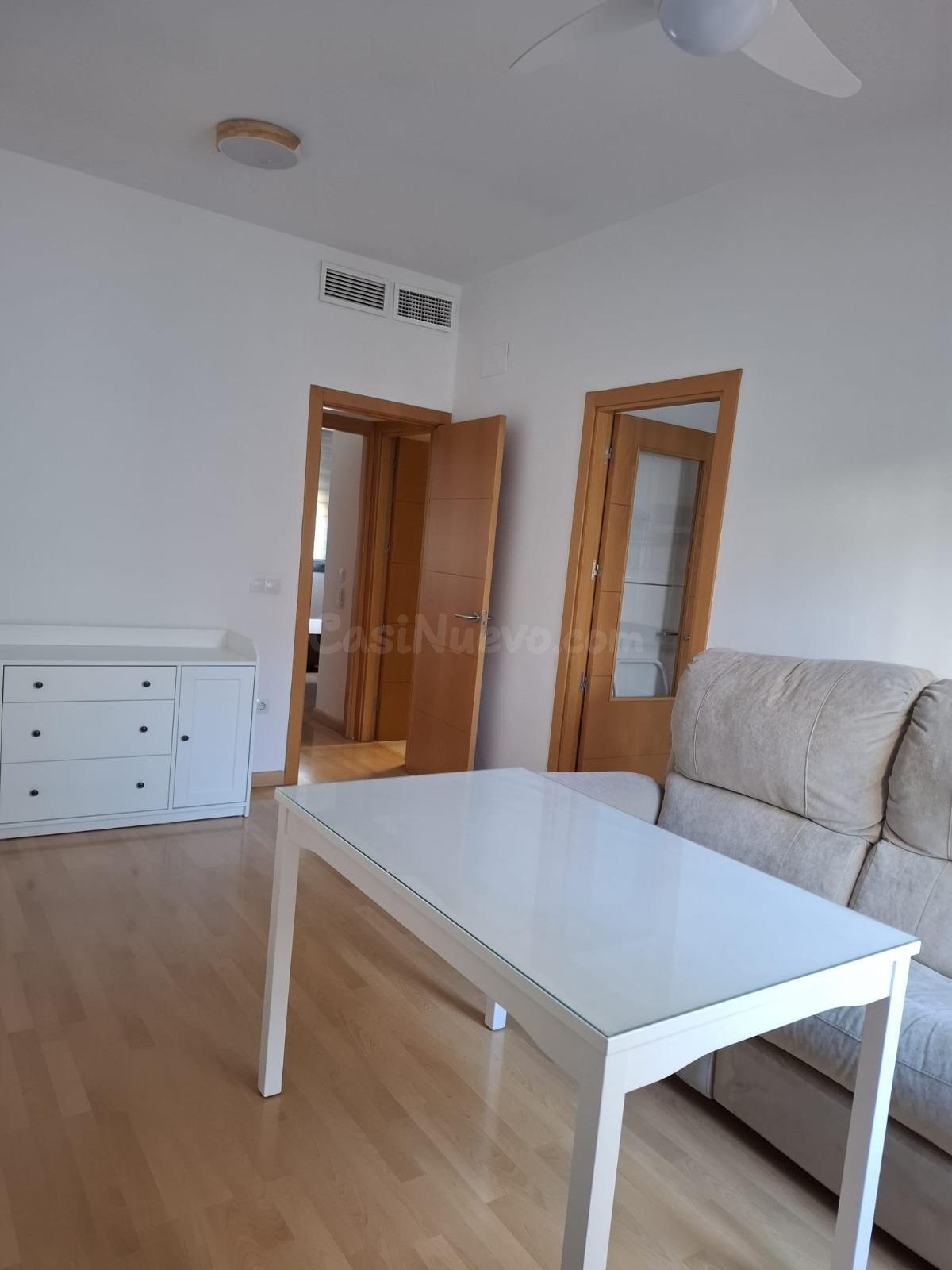 Acogedor Piso en Gelves: Listo para Entrar a Vivir por solo  - foto 2